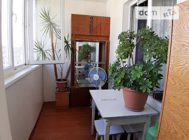 Продажа трехкомнатной квартиры в Луганске, на кв. Димитрова район Ленинский фото 1 Продажа трехкомнатной квартиры в Луганске, на кв. Димитрова район Ленинский фото 1