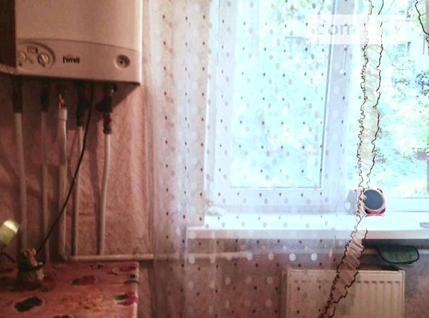 Продажа трехкомнатной квартиры в Луганске, район Восточные кварталы фото 1 Продажа трехкомнатной квартиры в Луганске, район Восточные кварталы фото 1