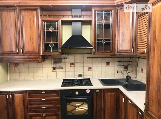 Продажа трехкомнатной квартиры в Луцке, на ул. Кравчука 46 район 33 микрорайон фото 1 Продажа трехкомнатной квартиры в Луцке, на ул. Кравчука 46 район 33 микрорайон фото 1