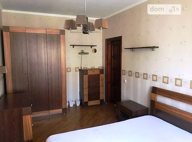 Продажа трехкомнатной квартиры в Луцке, на ул. Кравчука 46 район 33 микрорайон фото 1 Продажа трехкомнатной квартиры в Луцке, на ул. Кравчука 46 район 33 микрорайон фото 1