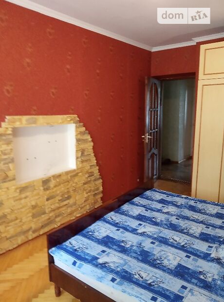 Продажа трехкомнатной квартиры в Луцке, на просп. Молодежи район 33 микрорайон фото 1 Продажа трехкомнатной квартиры в Луцке, на просп. Молодежи район 33 микрорайон фото 1