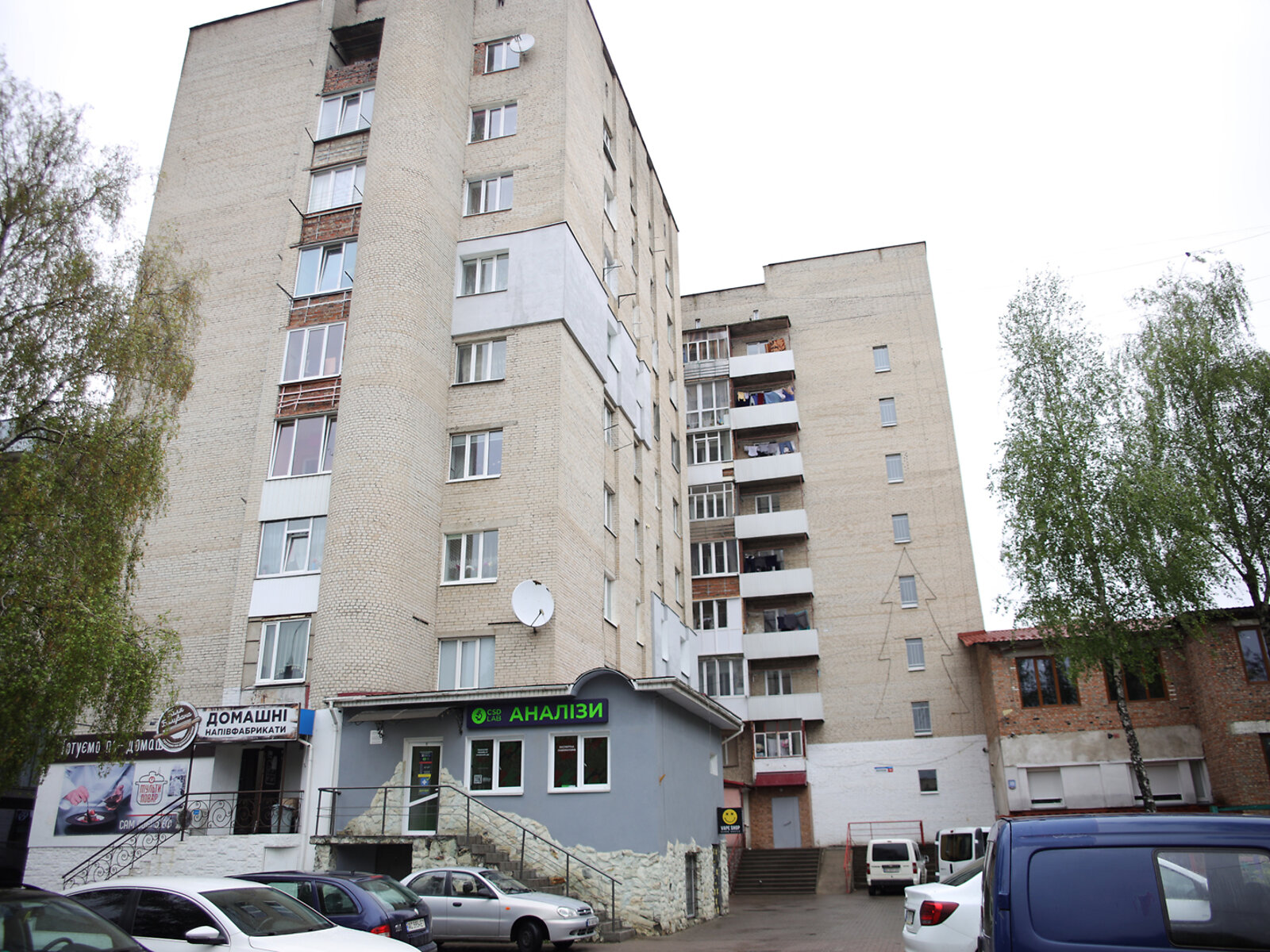 Продаж двокімнатної квартири в Луцьку, на просп. Молоді 10, район 33 мікрорайон фото 1