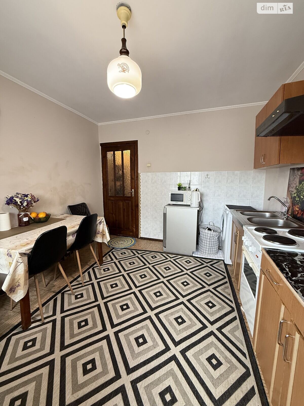 Продаж однокімнатної квартири в Луцьку, на просп. Молоді 8, район 33 мікрорайон фото 1