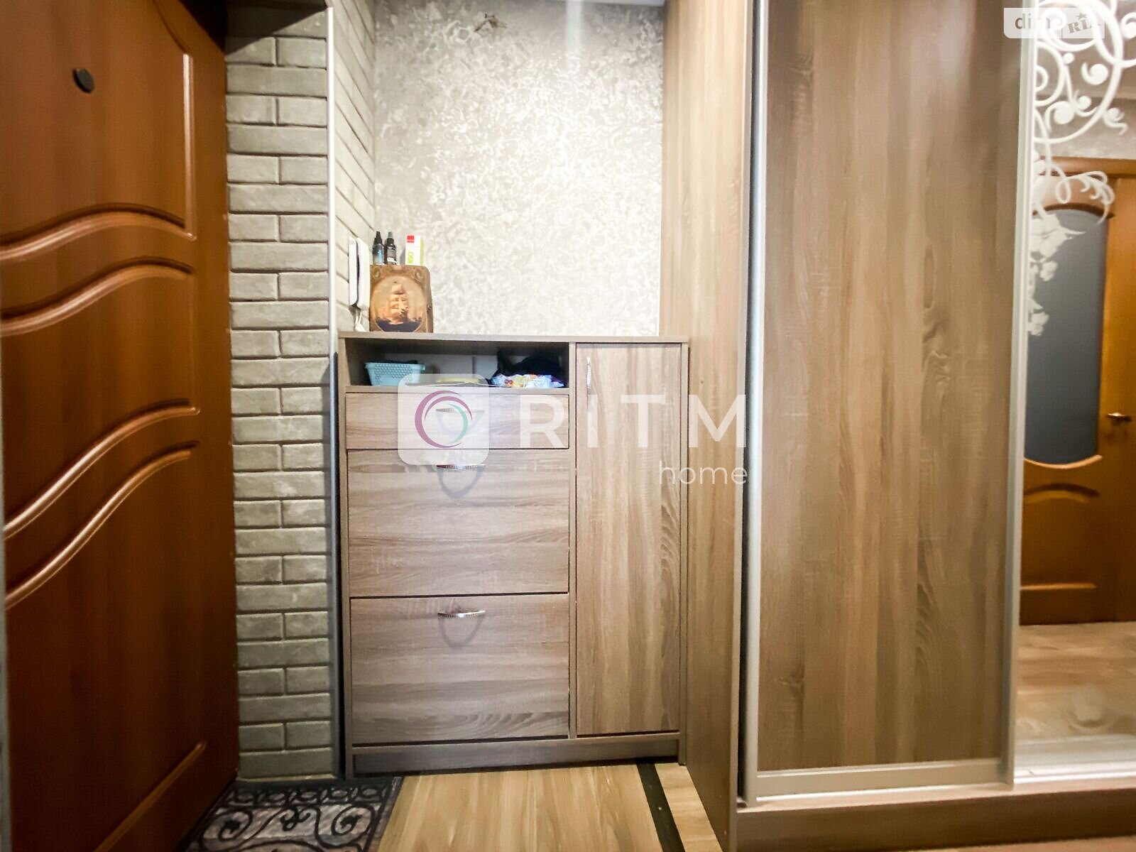 Продажа четырехкомнатной квартиры в Луцке, на просп. Соборности, район 33 микрорайон фото 1 Продажа четырехкомнатной квартиры в Луцке, на просп. Соборности, район 33 микрорайон фото 1