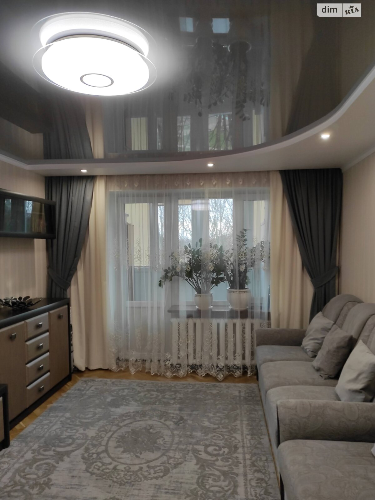 Продаж трикімнатної квартири в Луцьку, на просп. Соборності 25А, район 33 мікрорайон фото 1 Продаж трикімнатної квартири в Луцьку, на просп. Соборності 25А, район 33 мікрорайон фото 1