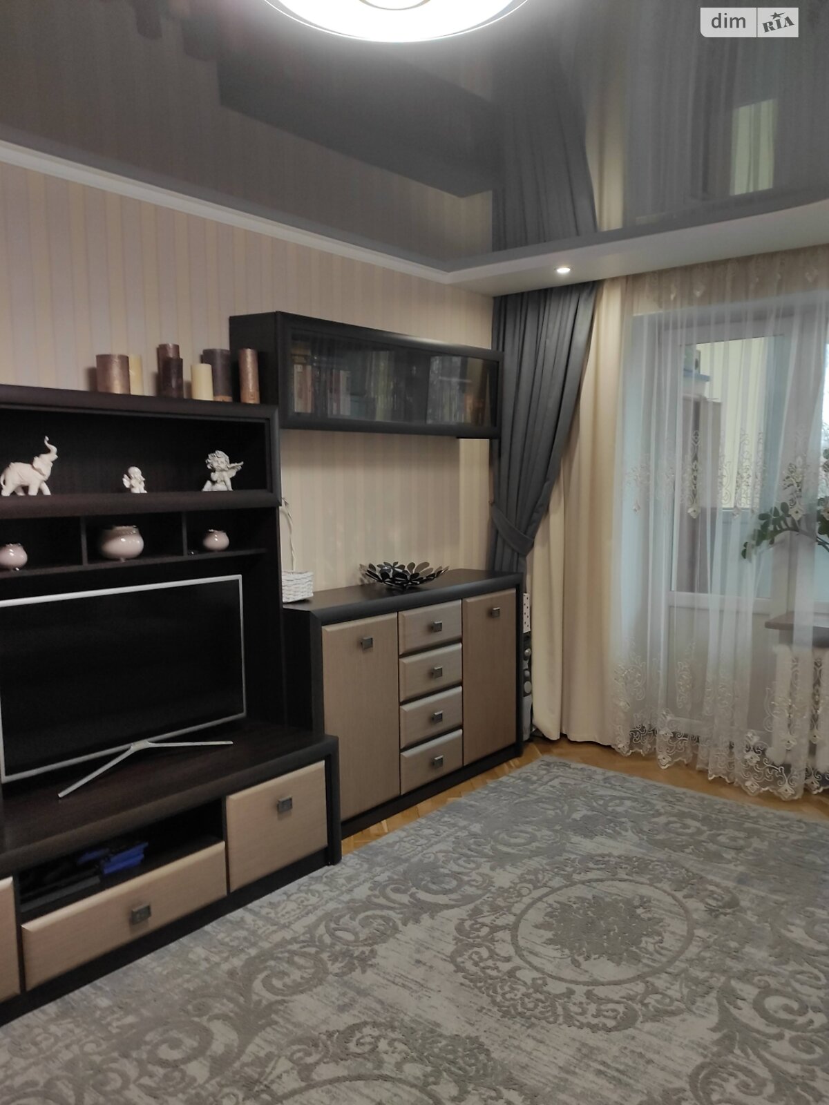 Продаж трикімнатної квартири в Луцьку, на просп. Соборності 25А, район 33 мікрорайон фото 1 Продаж трикімнатної квартири в Луцьку, на просп. Соборності 25А, район 33 мікрорайон фото 1