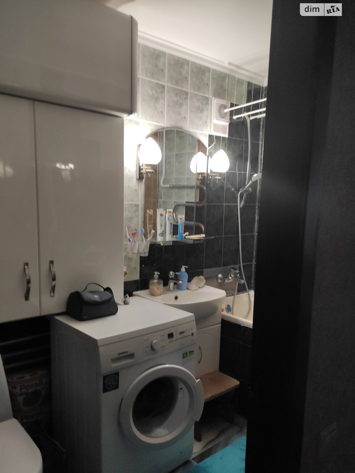 Продаж трикімнатної квартири в Луцьку, на просп. Соборності 25А, район 33 мікрорайон фото 1 Продаж трикімнатної квартири в Луцьку, на просп. Соборності 25А, район 33 мікрорайон фото 1