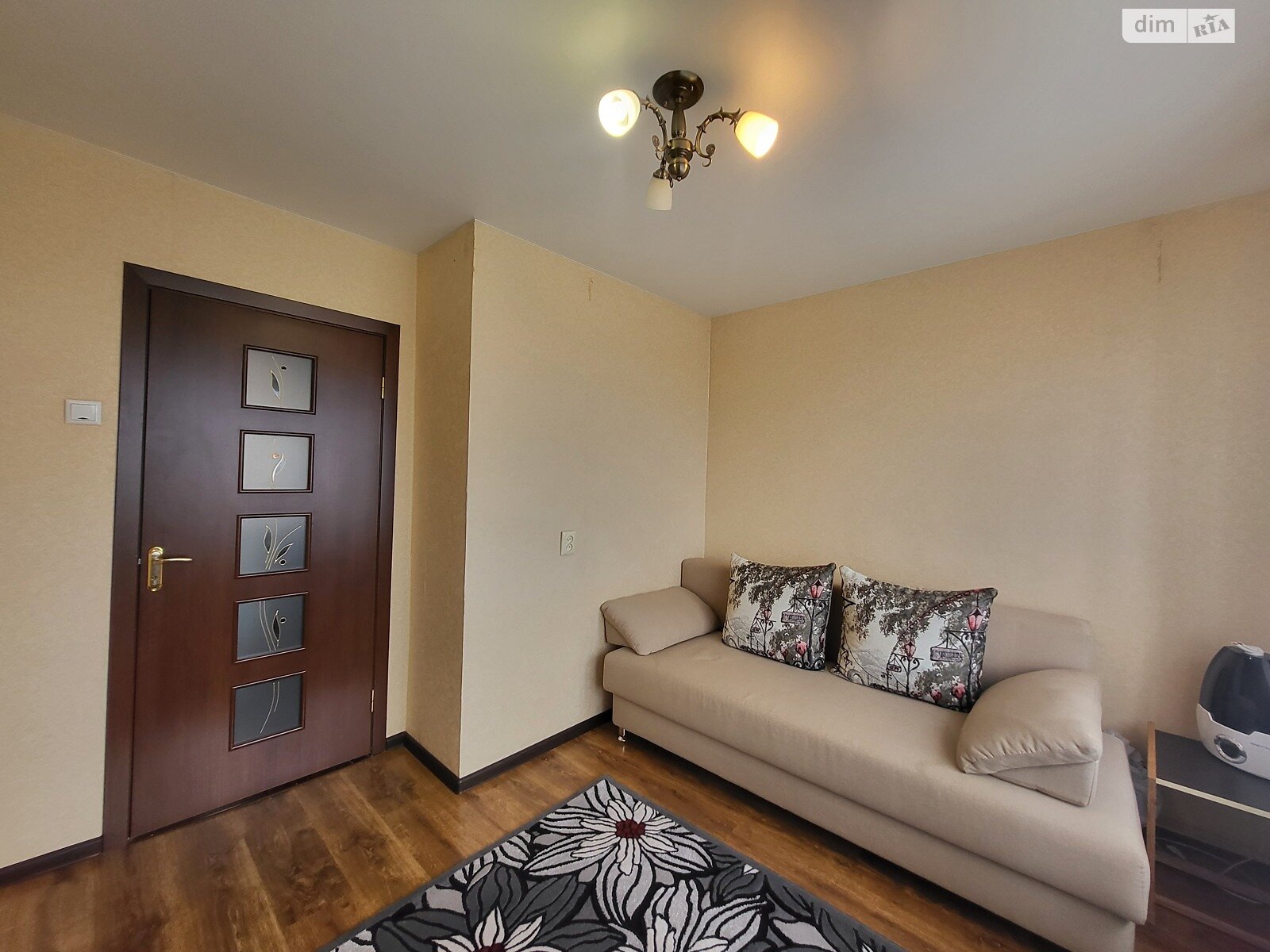 Продаж трикімнатної квартири в Луцьку, на просп. Соборності 37Б, район 33 мікрорайон фото 1 Продаж трикімнатної квартири в Луцьку, на просп. Соборності 37Б, район 33 мікрорайон фото 1