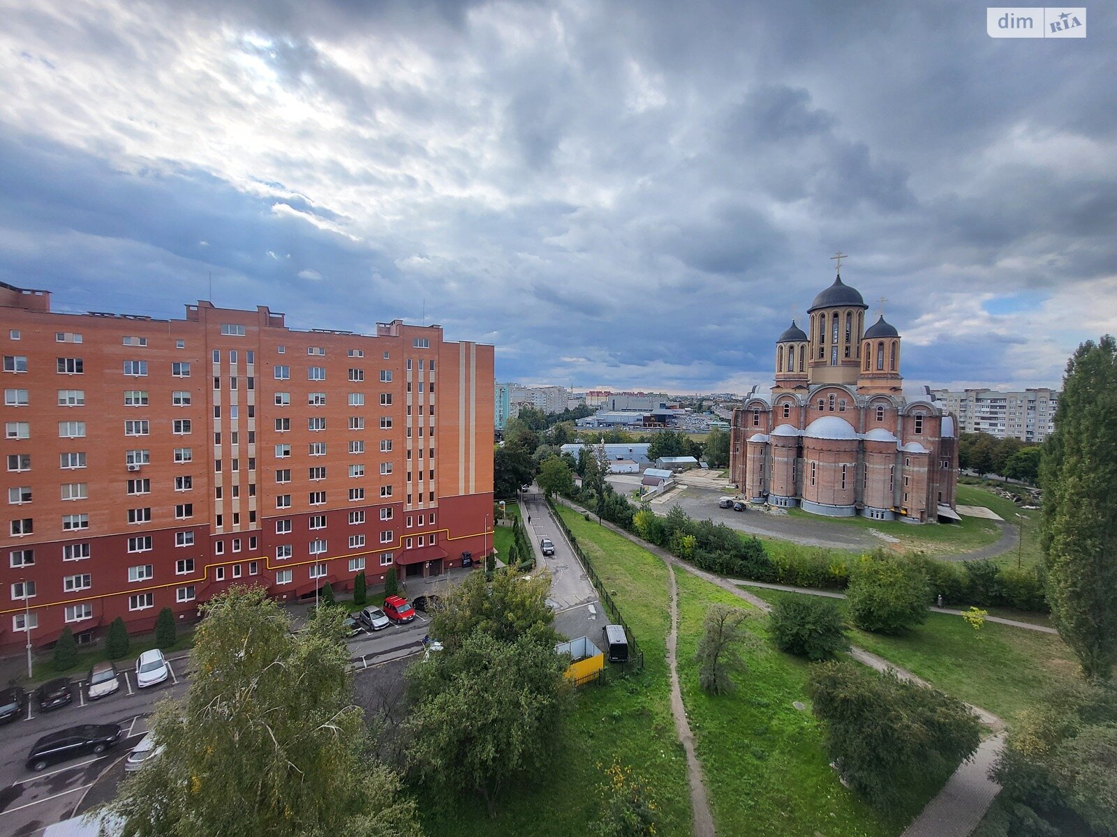 Продаж трикімнатної квартири в Луцьку, на просп. Соборності 37Б, район 33 мікрорайон фото 1 Продаж трикімнатної квартири в Луцьку, на просп. Соборності 37Б, район 33 мікрорайон фото 1