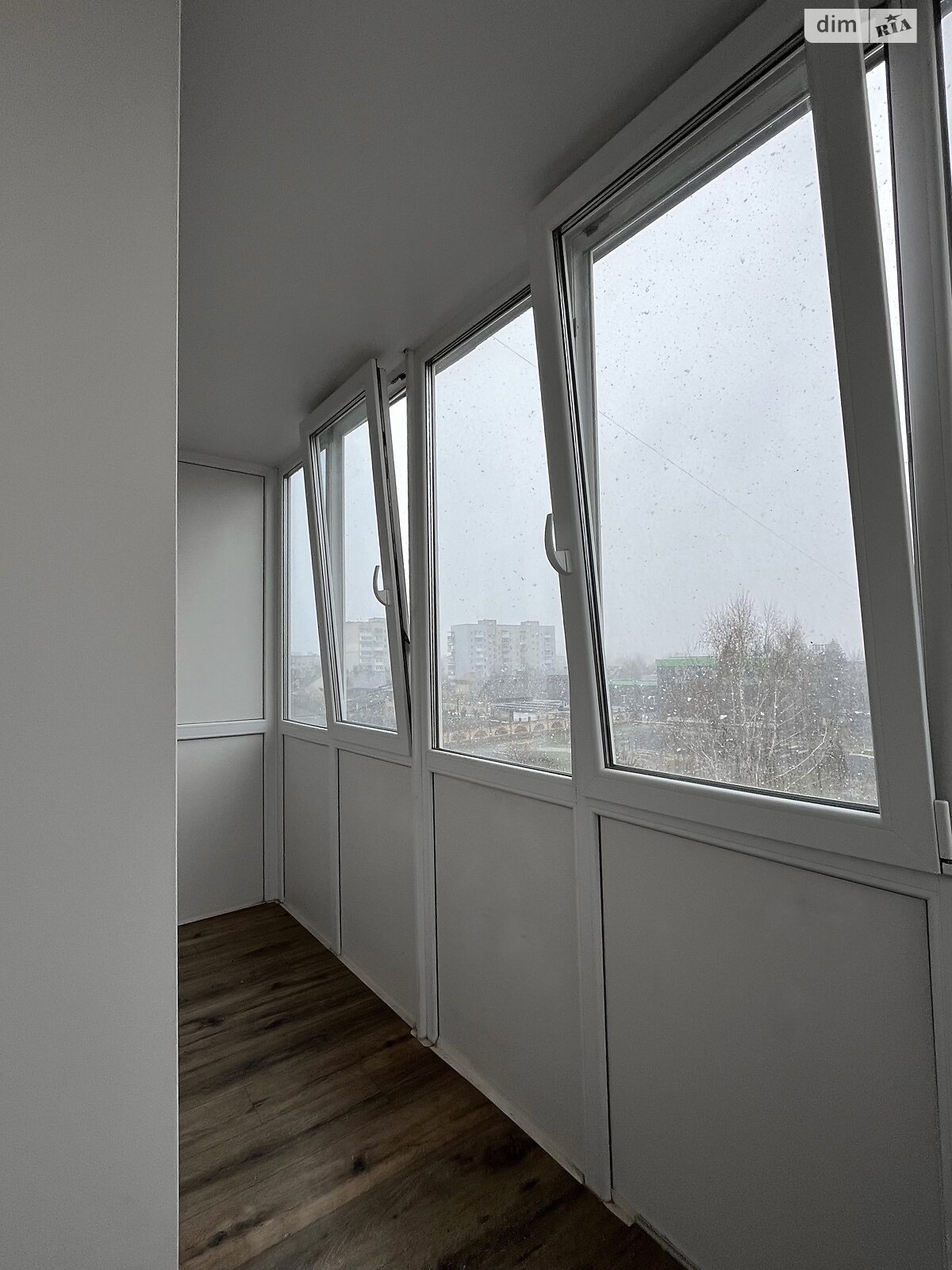 Продажа трехкомнатной квартиры в Луцке, на ул. Загородная 2, район 33 микрорайон фото 1 Продажа трехкомнатной квартиры в Луцке, на ул. Загородная 2, район 33 микрорайон фото 1