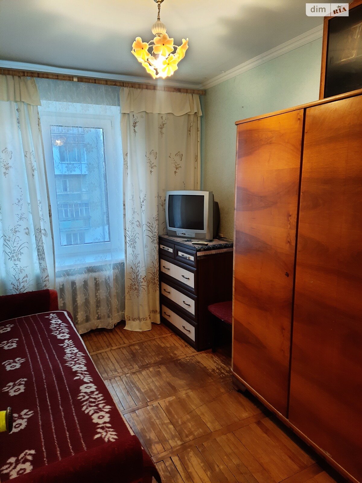 Продаж чотирикімнатної квартири в Луцьку, на вул. Наливайка 12, район 40 мікрорайон фото 1