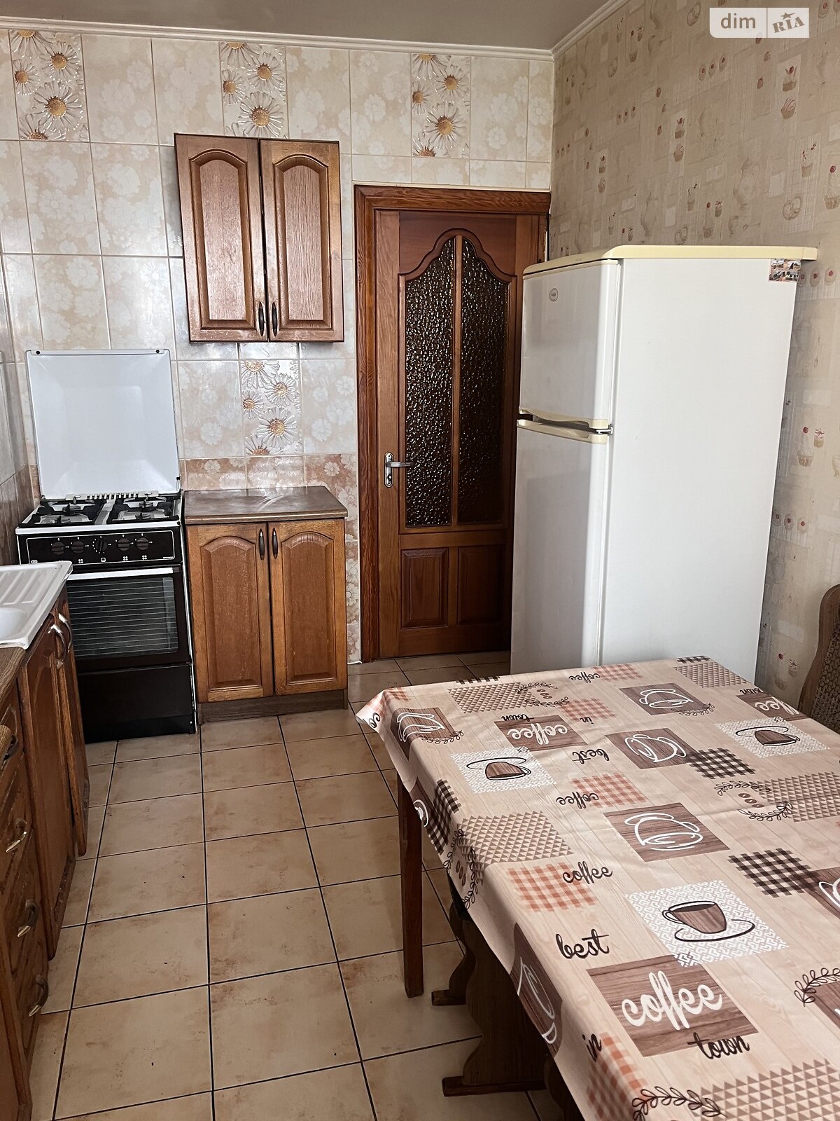 Продажа трехкомнатной квартиры в Луцке, на ул. Конякина 31, кв. 16, район 40 микрорайон фото 1 Продажа трехкомнатной квартиры в Луцке, на ул. Конякина 31, кв. 16, район 40 микрорайон фото 1