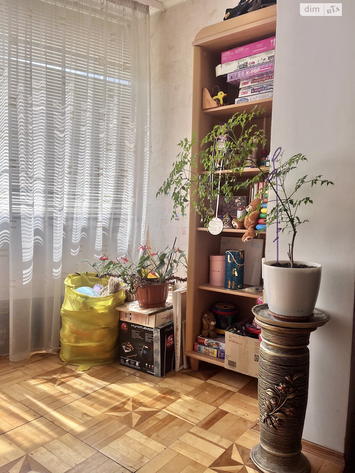 Продажа трехкомнатной квартиры в Луцке, на ул. Конякина 31, кв. 16, район 40 микрорайон фото 1 Продажа трехкомнатной квартиры в Луцке, на ул. Конякина 31, кв. 16, район 40 микрорайон фото 1