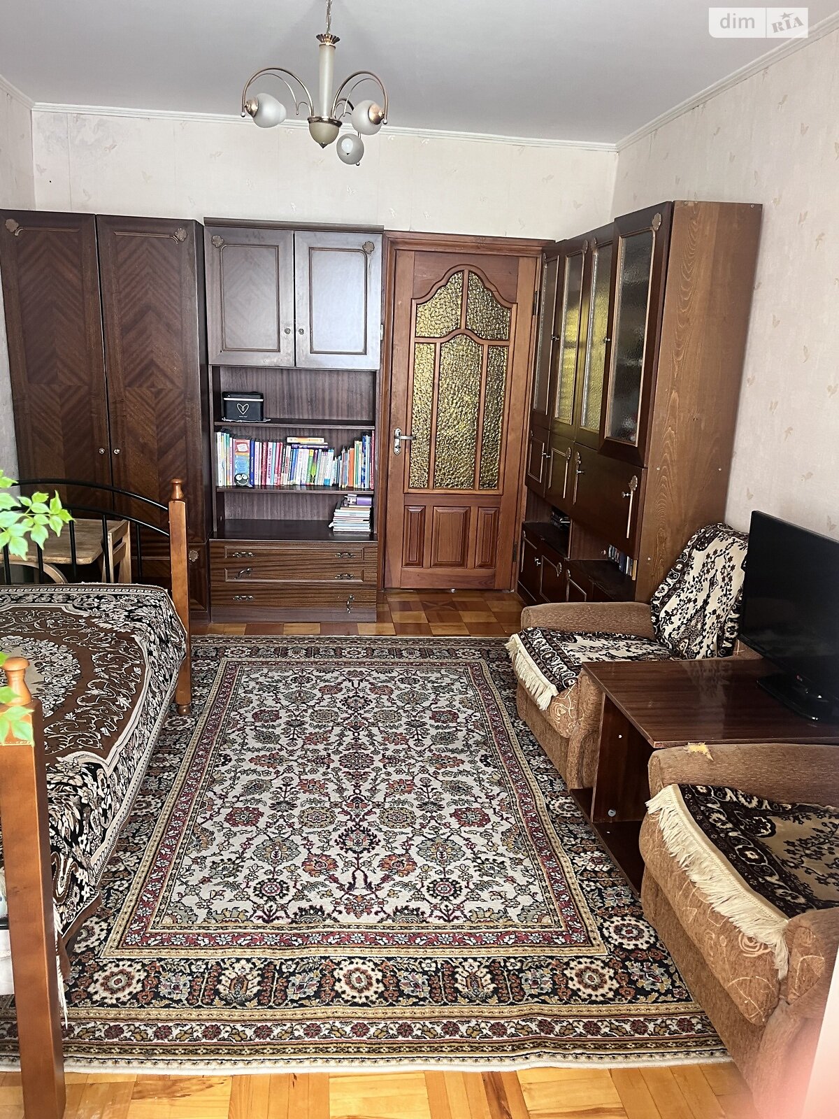 Продажа трехкомнатной квартиры в Луцке, на ул. Конякина 31, кв. 16, район 40 микрорайон фото 1 Продажа трехкомнатной квартиры в Луцке, на ул. Конякина 31, кв. 16, район 40 микрорайон фото 1