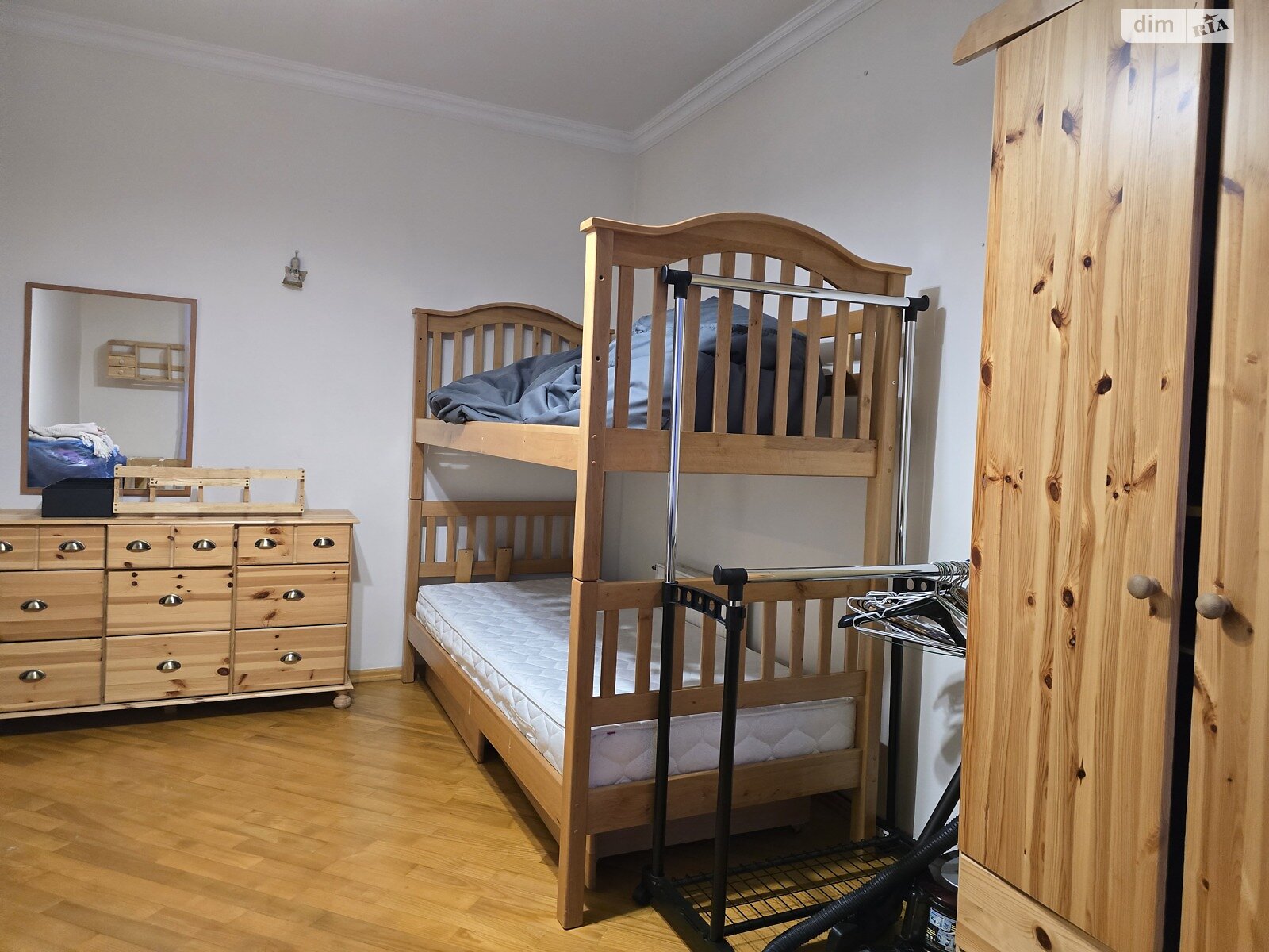 Продаж трикімнатної квартири в Луцьку, на вул. Кравчука 46, район 40 мікрорайон фото 1 Продаж трикімнатної квартири в Луцьку, на вул. Кравчука 46, район 40 мікрорайон фото 1