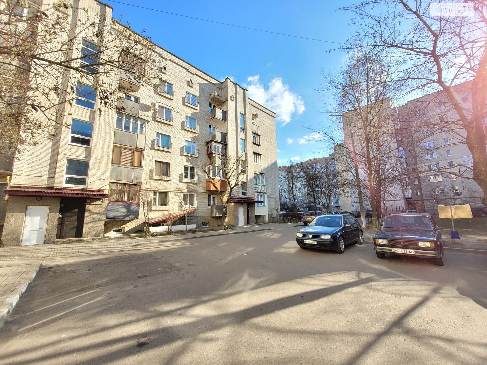 Продажа однокомнатной квартиры в Луцке, на ул. Кравчука, район 40 микрорайон фото 1 Продажа однокомнатной квартиры в Луцке, на ул. Кравчука, район 40 микрорайон фото 1