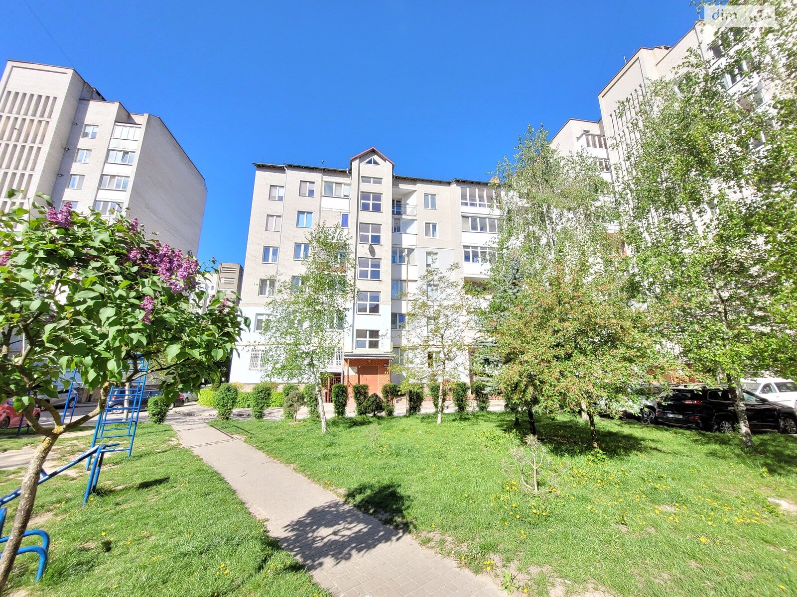 Продажа двухкомнатной квартиры в Луцке, на ул. Кравчука 46, район 40 микрорайон фото 1 Продажа двухкомнатной квартиры в Луцке, на ул. Кравчука 46, район 40 микрорайон фото 1