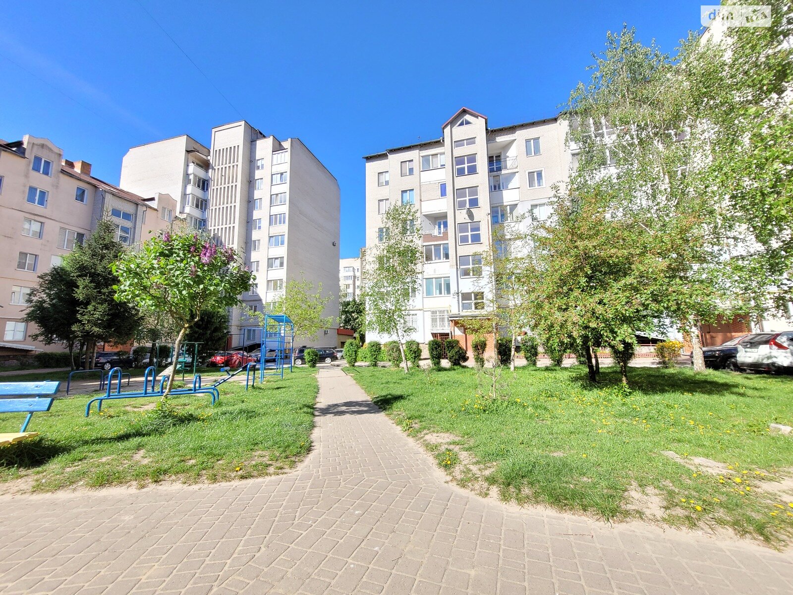Продажа двухкомнатной квартиры в Луцке, на ул. Кравчука 46, район 40 микрорайон фото 1 Продажа двухкомнатной квартиры в Луцке, на ул. Кравчука 46, район 40 микрорайон фото 1
