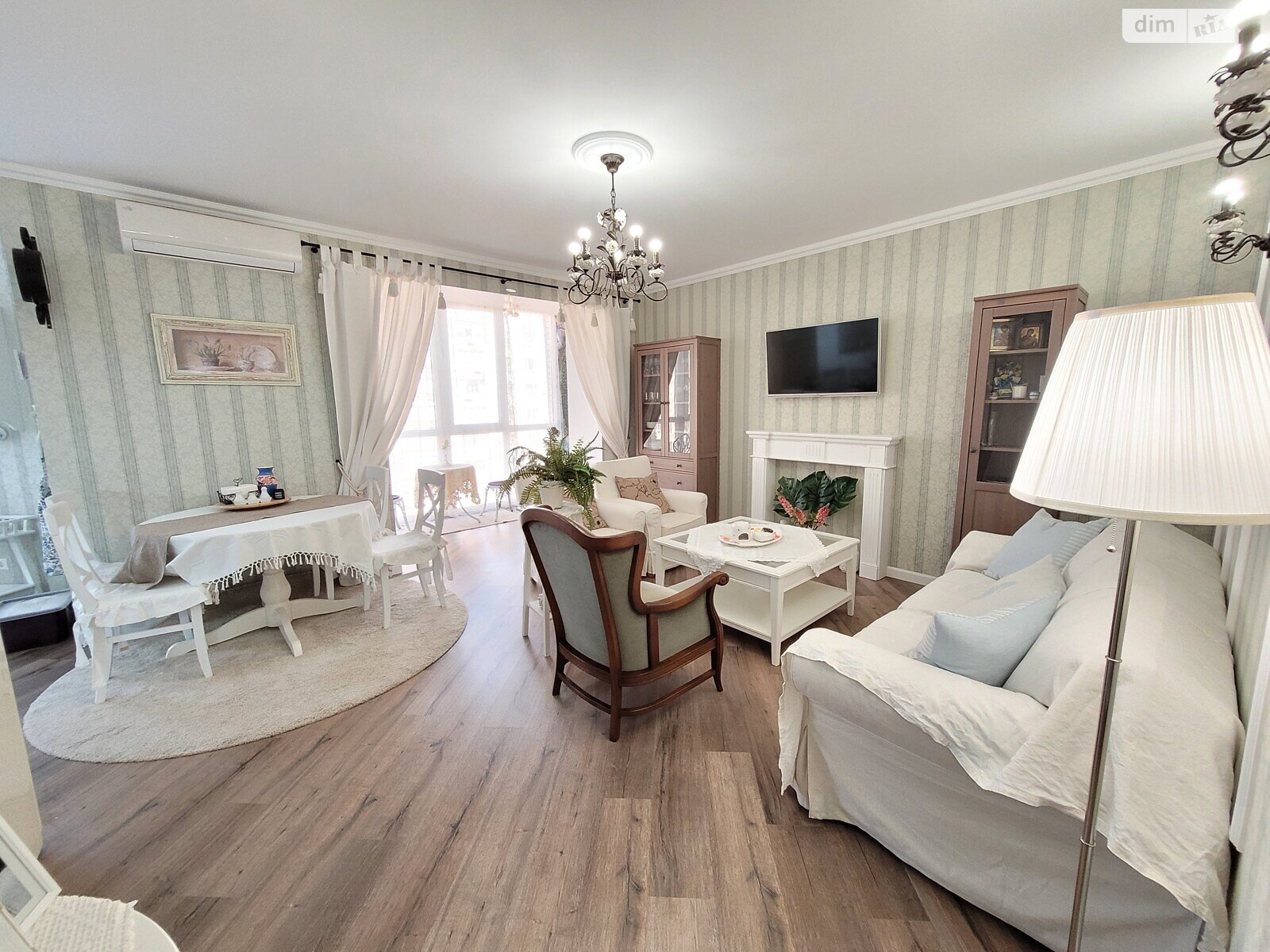 Продажа двухкомнатной квартиры в Луцке, на ул. Кравчука 46, район 40 микрорайон фото 1 Продажа двухкомнатной квартиры в Луцке, на ул. Кравчука 46, район 40 микрорайон фото 1