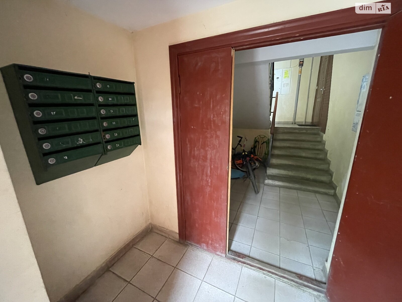 Продаж трикімнатної квартири в Луцьку, на вул. Кравчука, район 40 мікрорайон фото 1 Продаж трикімнатної квартири в Луцьку, на вул. Кравчука, район 40 мікрорайон фото 1