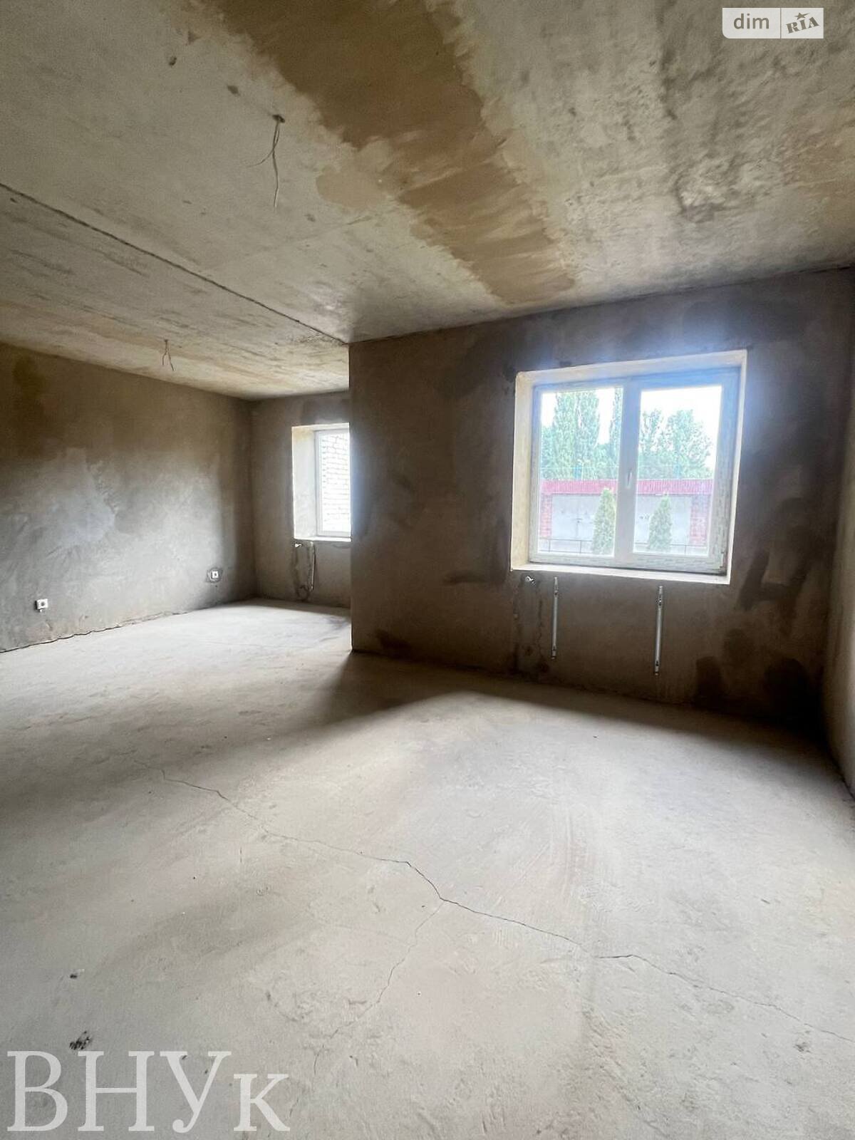 Продажа трехкомнатной квартиры в Луцке, на ул. Кравчука 11Б, район 40 микрорайон фото 1 Продажа трехкомнатной квартиры в Луцке, на ул. Кравчука 11Б, район 40 микрорайон фото 1