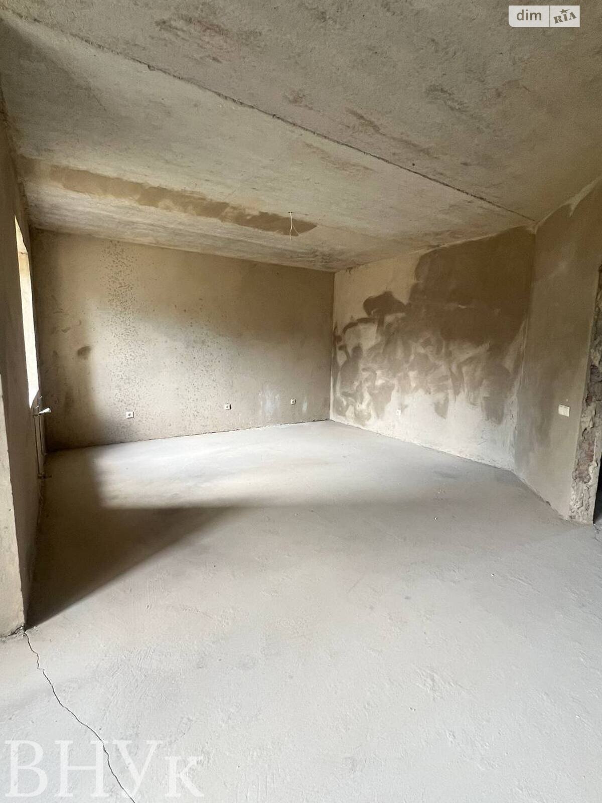 Продажа трехкомнатной квартиры в Луцке, на ул. Кравчука 11Б, район 40 микрорайон фото 1 Продажа трехкомнатной квартиры в Луцке, на ул. Кравчука 11Б, район 40 микрорайон фото 1