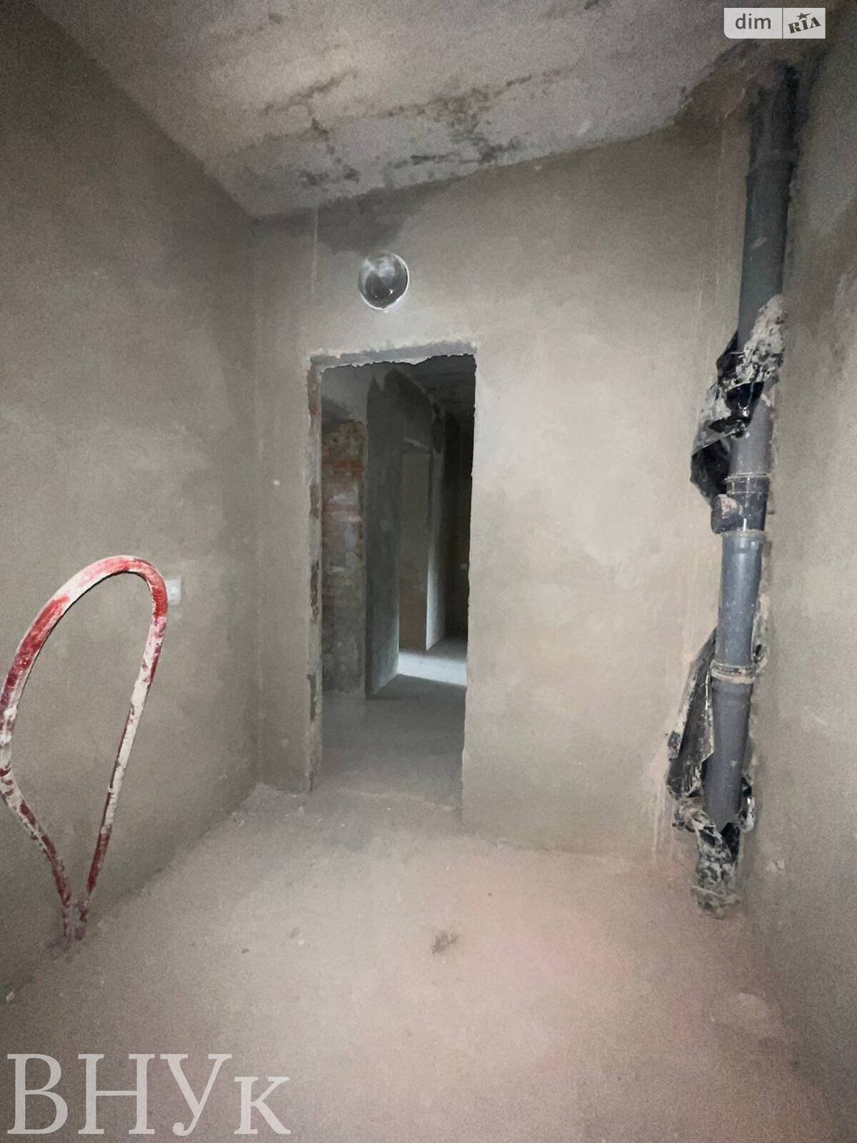 Продажа трехкомнатной квартиры в Луцке, на ул. Кравчука 11Б, район 40 микрорайон фото 1 Продажа трехкомнатной квартиры в Луцке, на ул. Кравчука 11Б, район 40 микрорайон фото 1