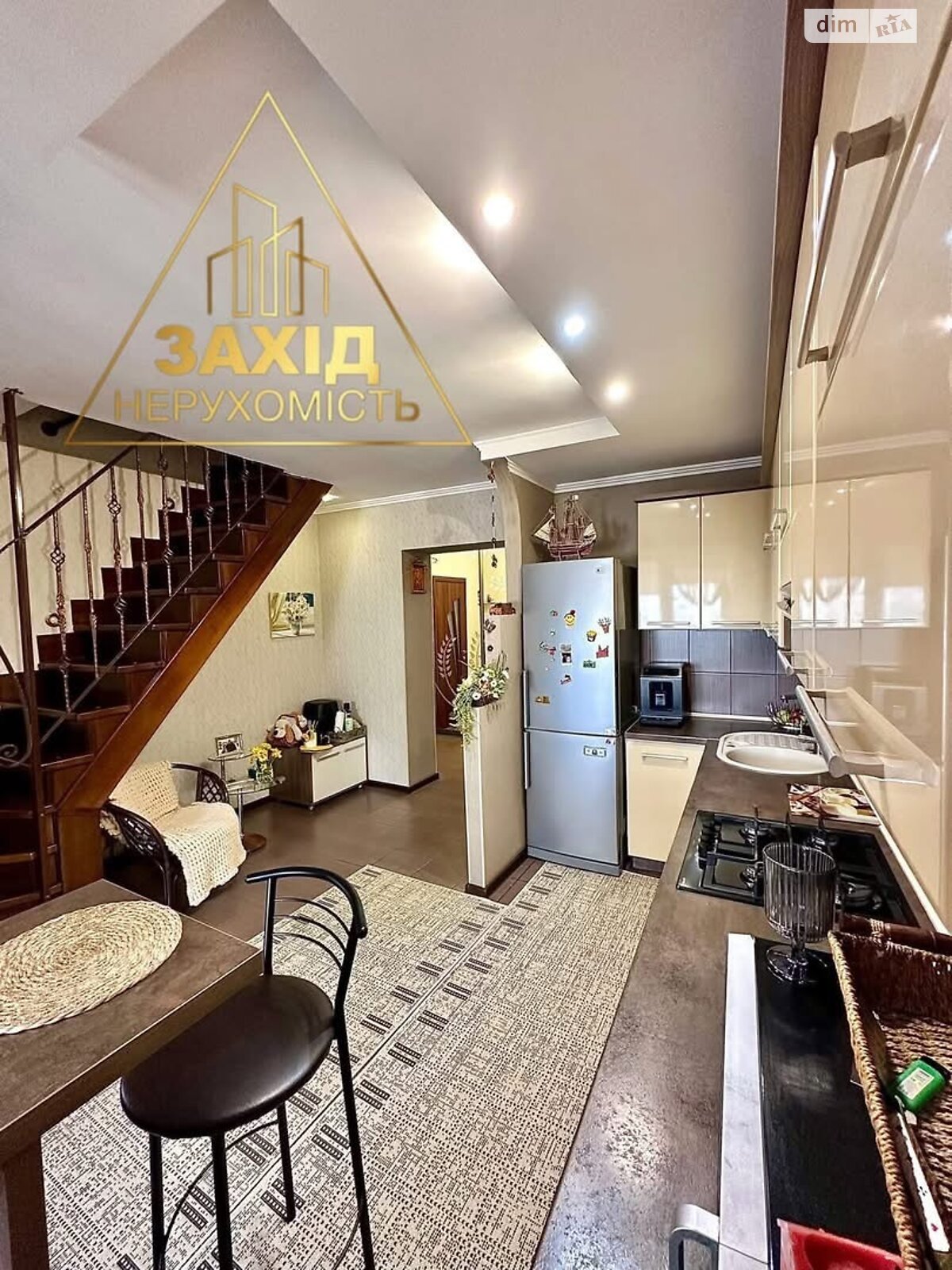 Продажа двухкомнатной квартиры в Луцке, на ул. Кравчука 11Б, район 40 микрорайон фото 1