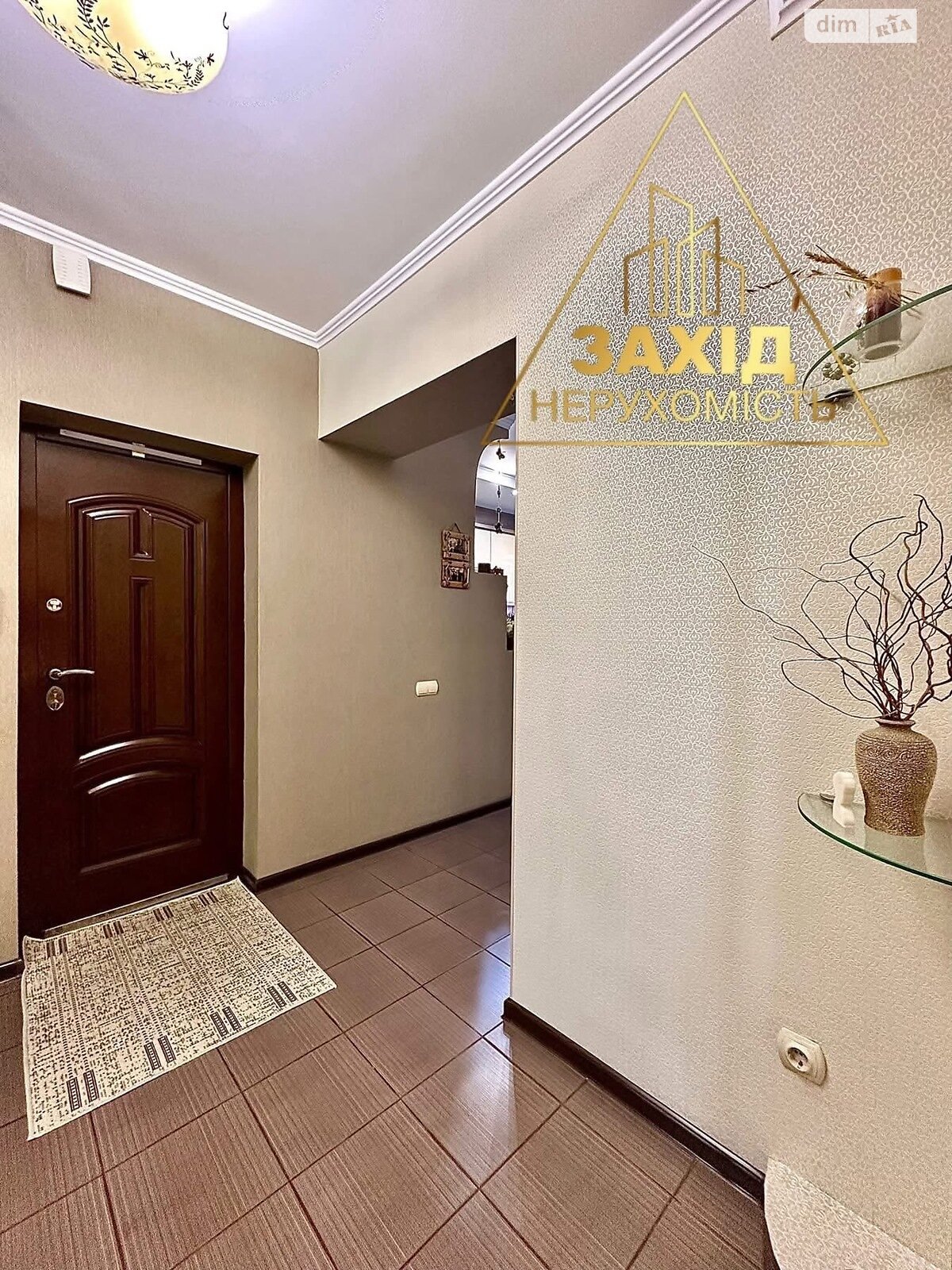 Продажа двухкомнатной квартиры в Луцке, на ул. Кравчука 11Б, район 40 микрорайон фото 1