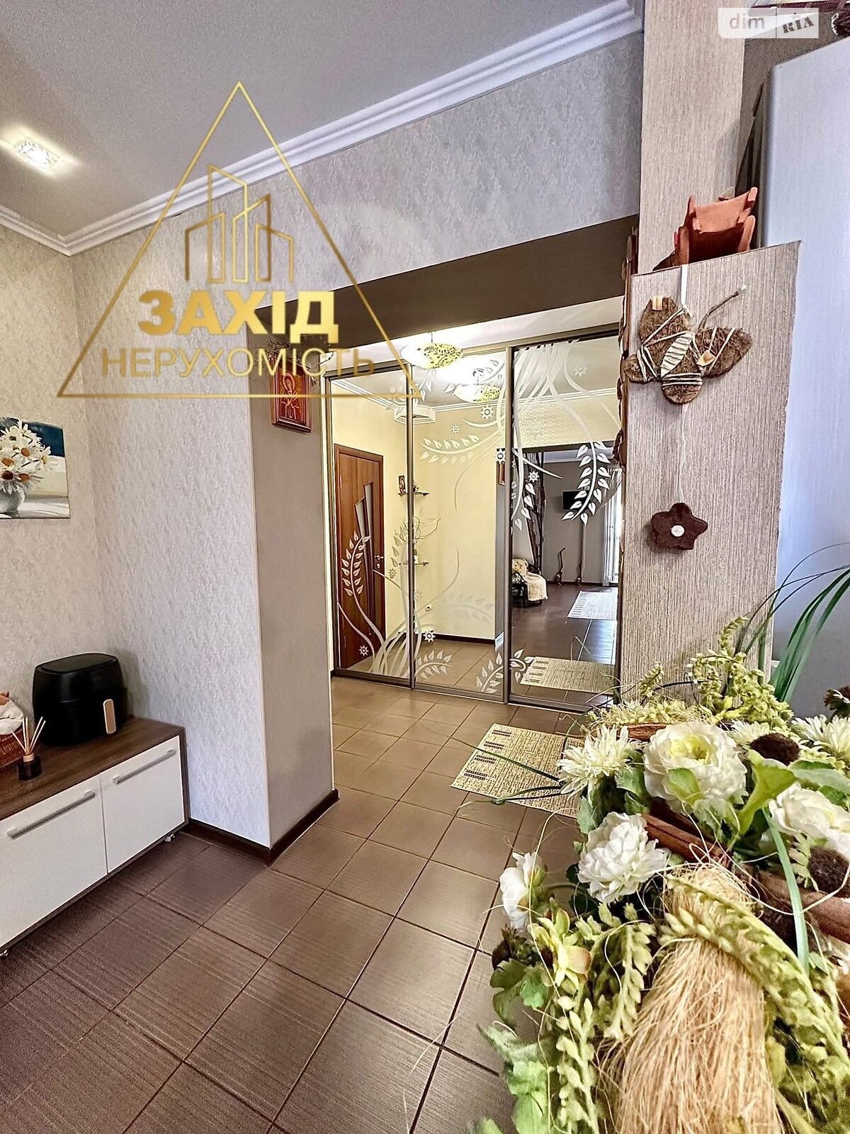 Продажа двухкомнатной квартиры в Луцке, на ул. Кравчука 11Б, район 40 микрорайон фото 1