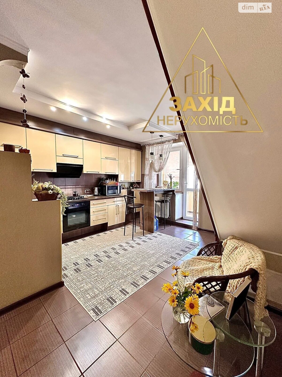 Продажа двухкомнатной квартиры в Луцке, на ул. Кравчука 11Б, район 40 микрорайон фото 1