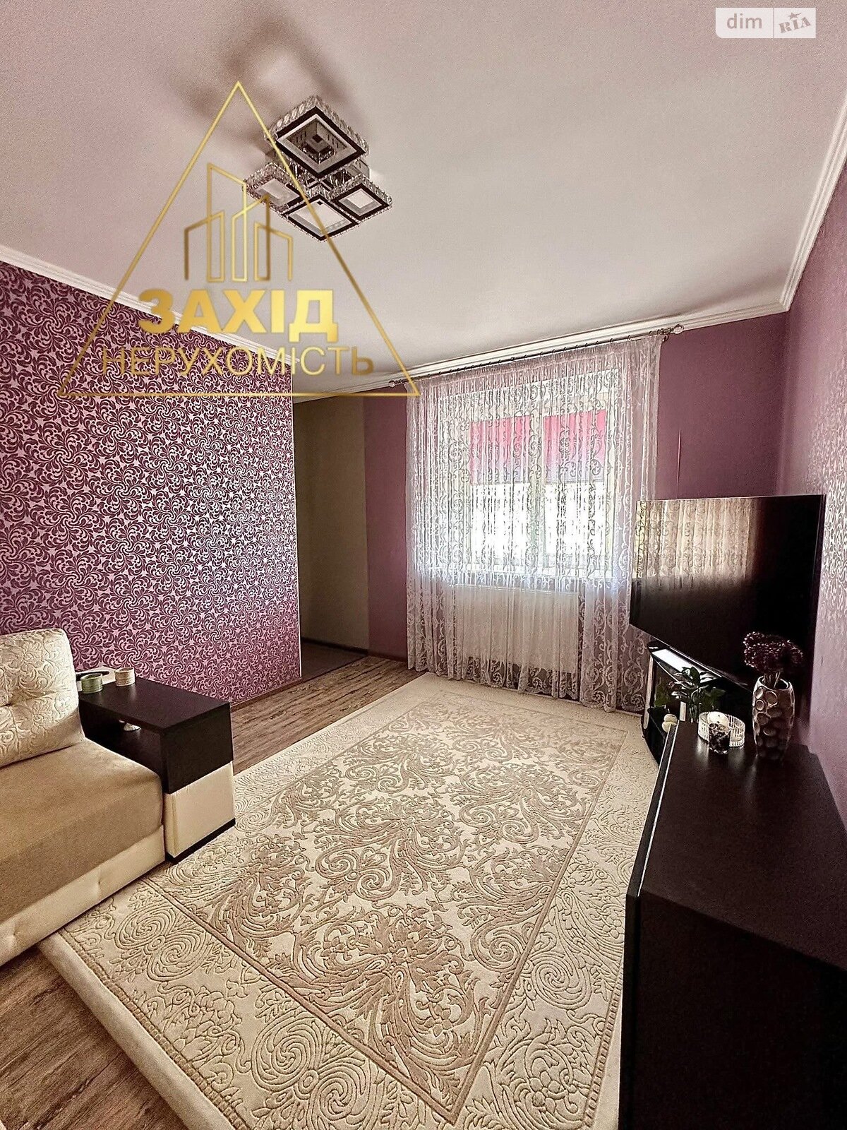 Продажа двухкомнатной квартиры в Луцке, на ул. Кравчука 11Б, район 40 микрорайон фото 1