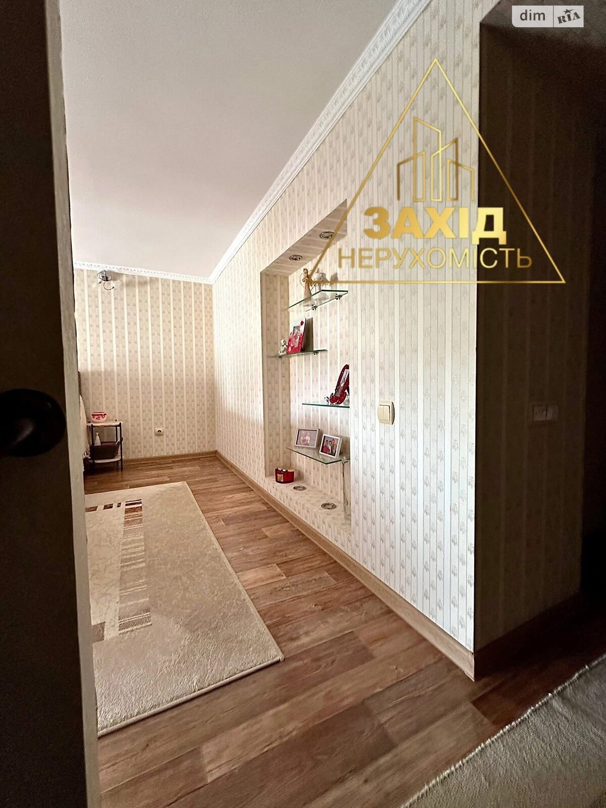 Продажа двухкомнатной квартиры в Луцке, на ул. Кравчука 11Б, район 40 микрорайон фото 1