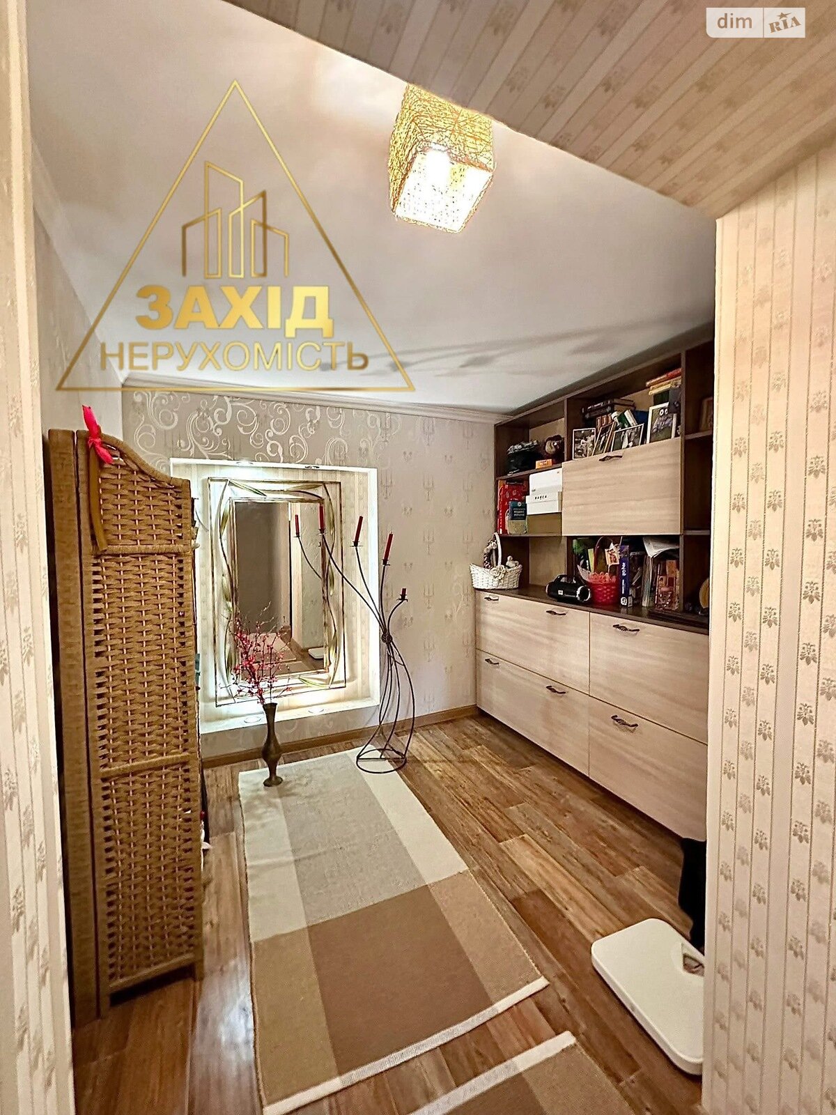 Продажа двухкомнатной квартиры в Луцке, на ул. Кравчука 11Б, район 40 микрорайон фото 1