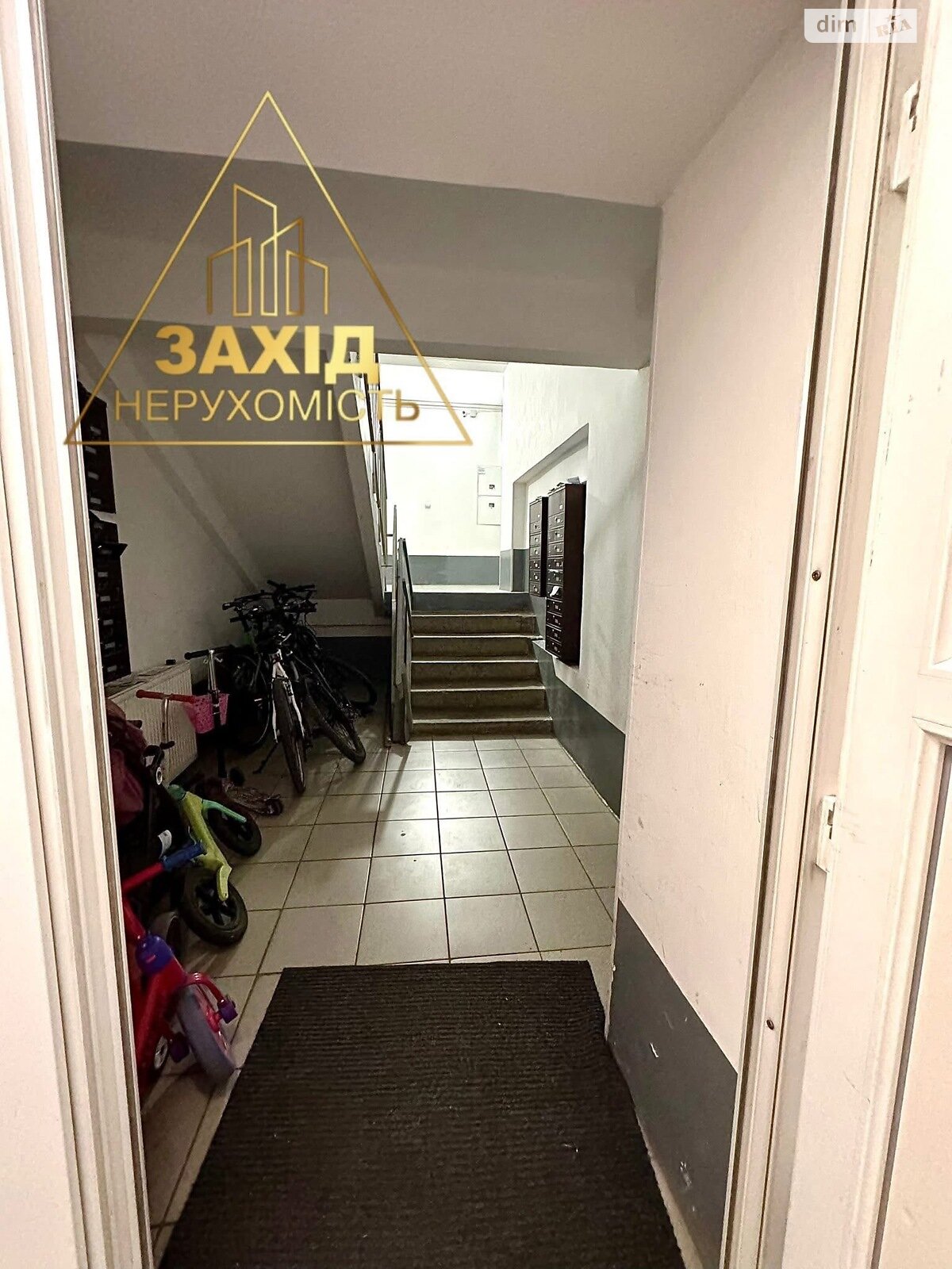 Продажа двухкомнатной квартиры в Луцке, на ул. Кравчука 11Б, район 40 микрорайон фото 1