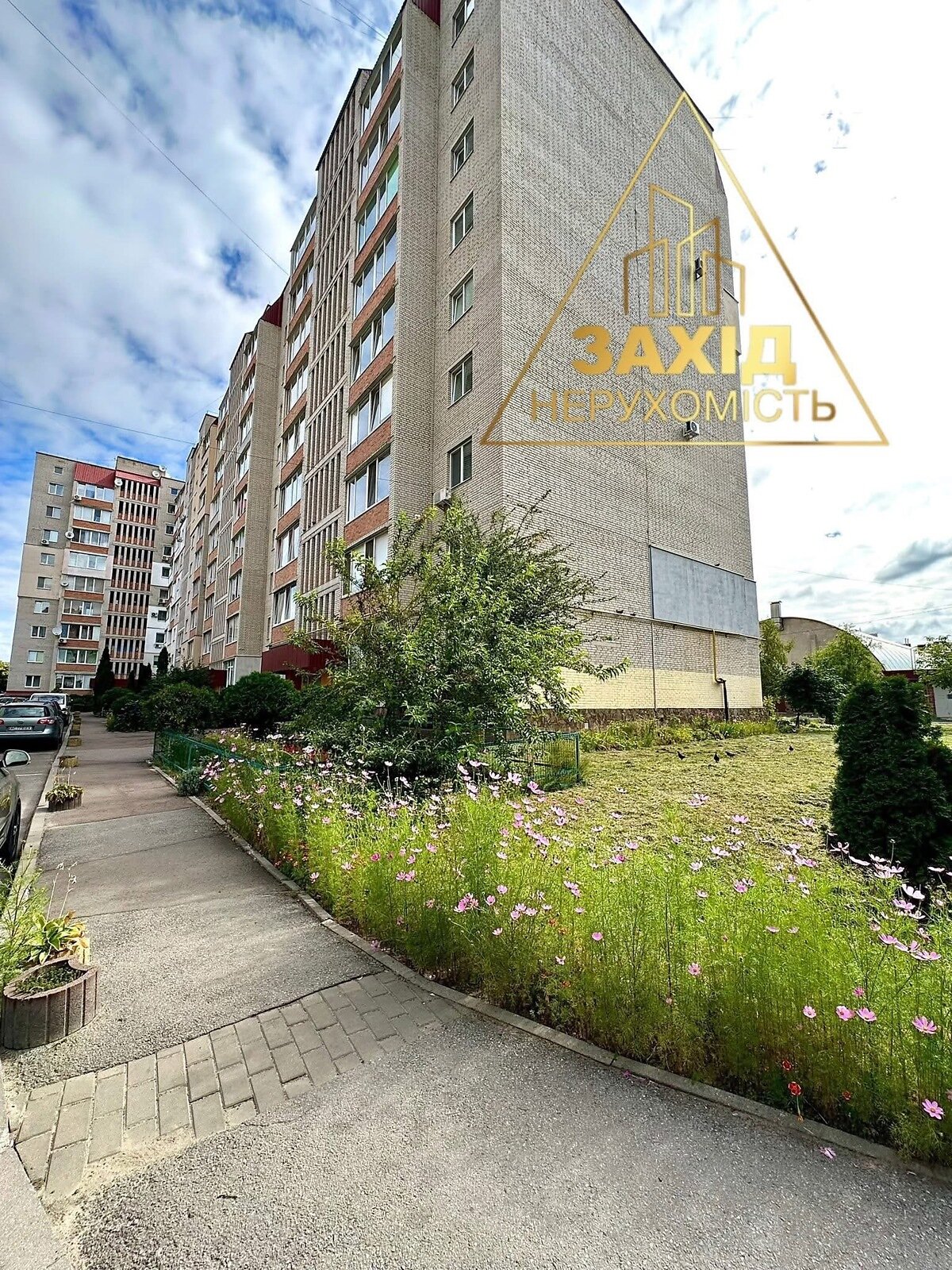 Продажа двухкомнатной квартиры в Луцке, на ул. Кравчука 11Б, район 40 микрорайон фото 1