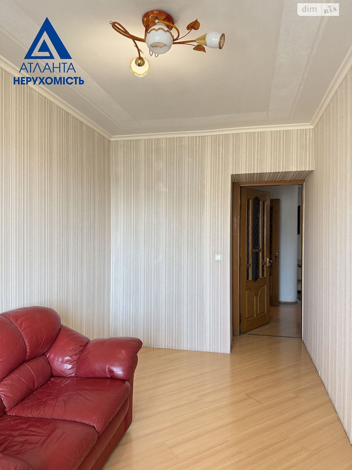 Продажа четырехкомнатной квартиры в Луцке, на ул. Кравчука 38, район 40 микрорайон фото 1 Продажа четырехкомнатной квартиры в Луцке, на ул. Кравчука 38, район 40 микрорайон фото 1