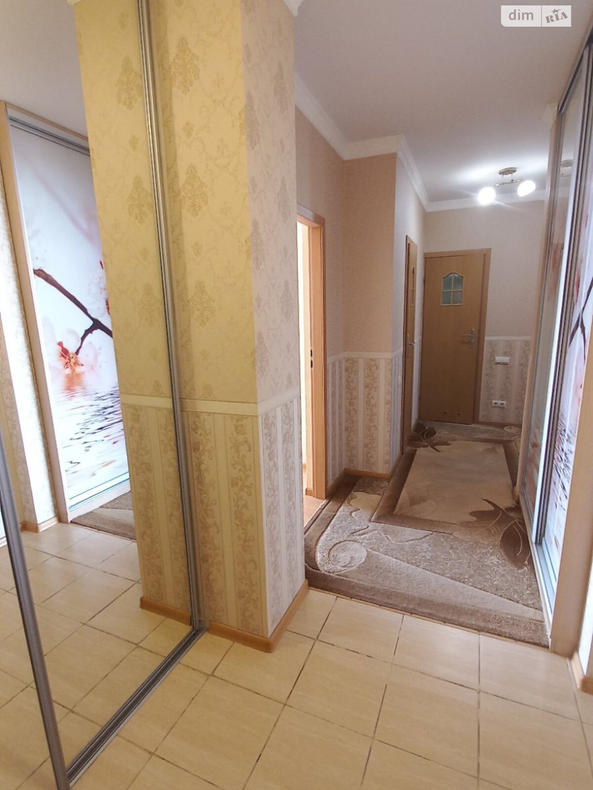 Продажа трехкомнатной квартиры в Луцке, на ул. Максима Кривоноса 23, кв. 87, район 40 микрорайон фото 1