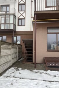 Продажа трехкомнатной квартиры в Луцке, на ул. Ершова 9Б, район 40 микрорайон фото 2