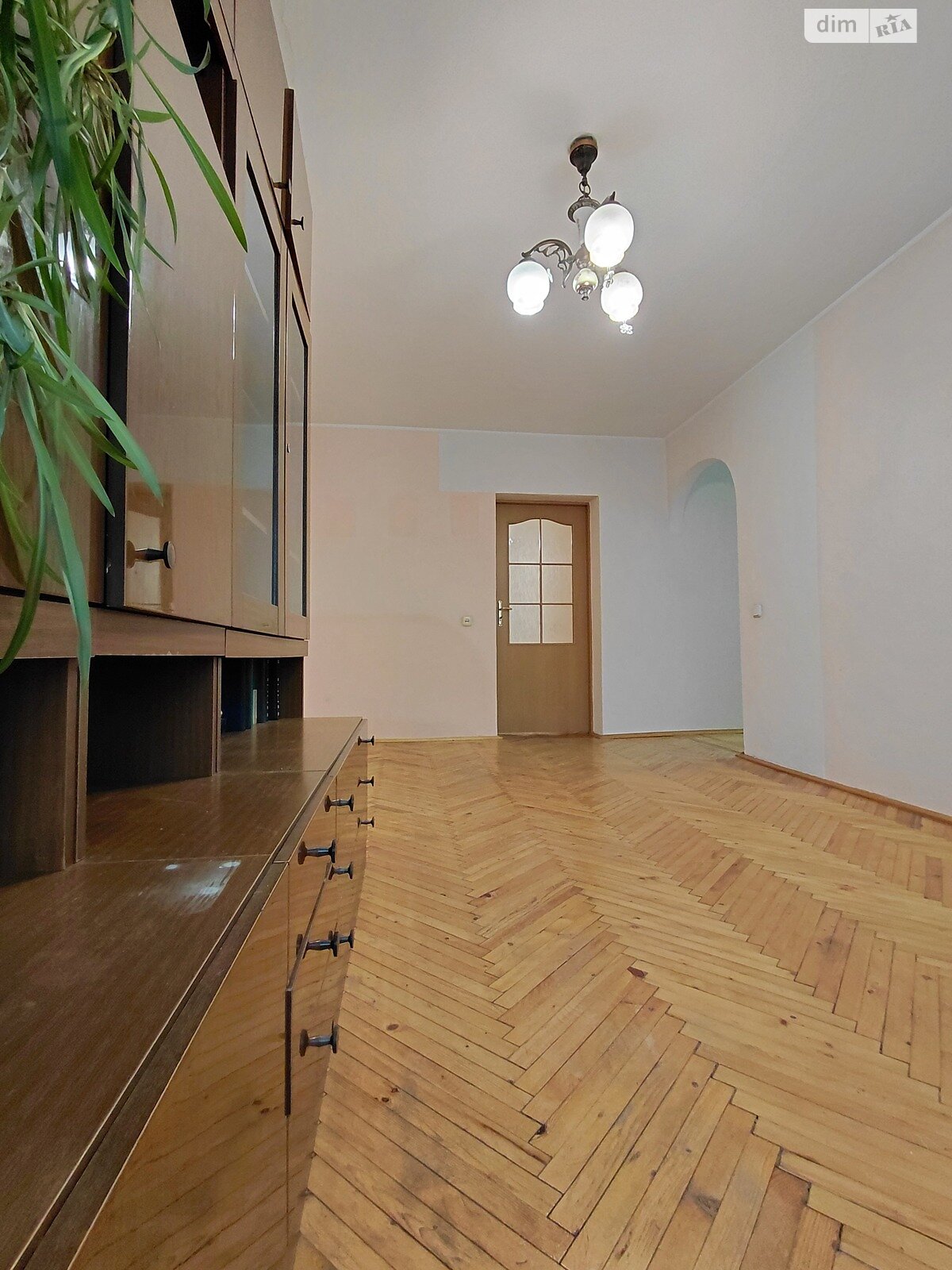 Продажа трехкомнатной квартиры в Луцке, на ул. Защитников Украины 4, район 40 микрорайон фото 1 Продажа трехкомнатной квартиры в Луцке, на ул. Защитников Украины 4, район 40 микрорайон фото 1