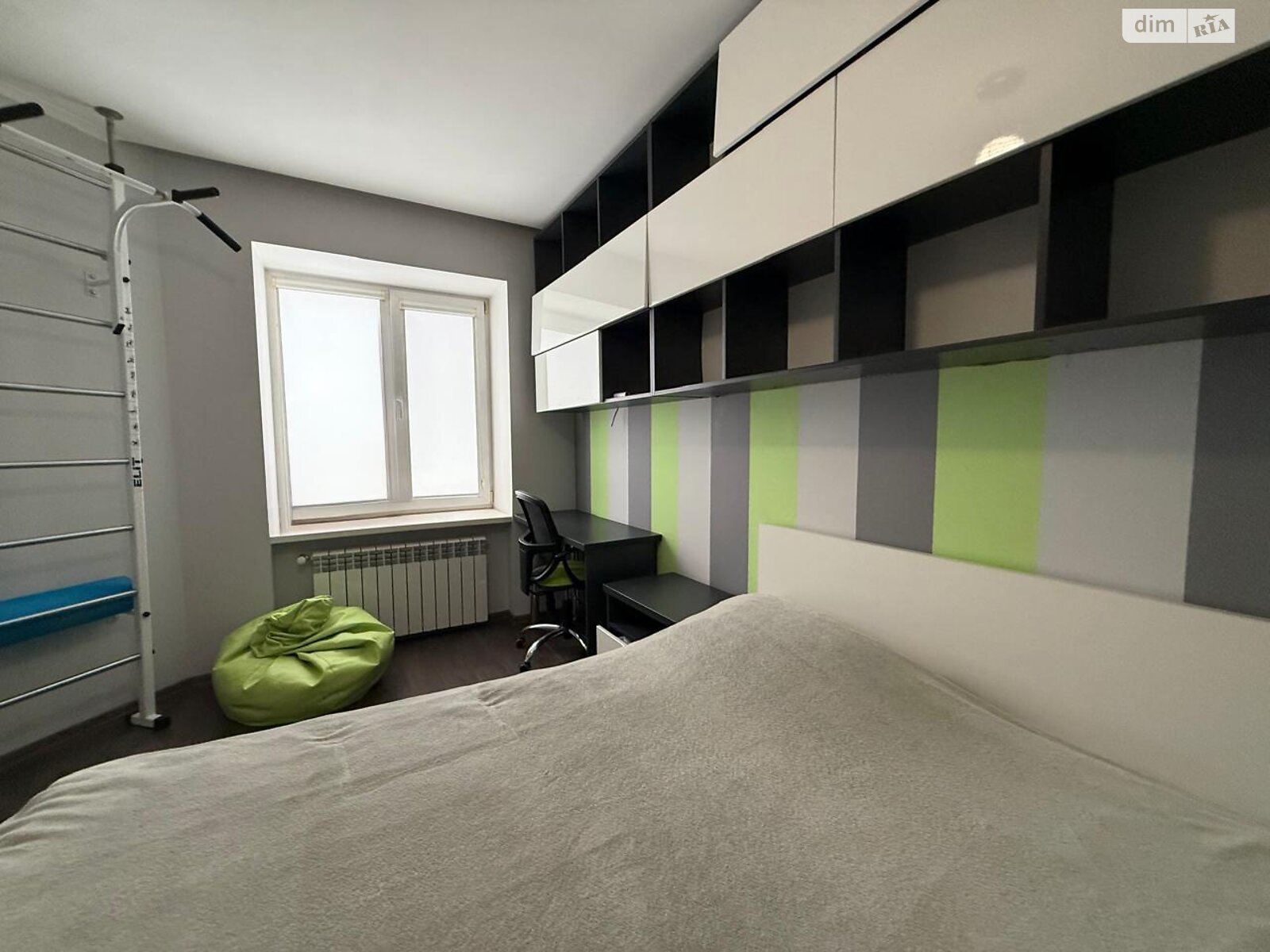 Продаж трикімнатної квартири в Луцьку, на вул. Зацепи 8, район 40 мікрорайон фото 1