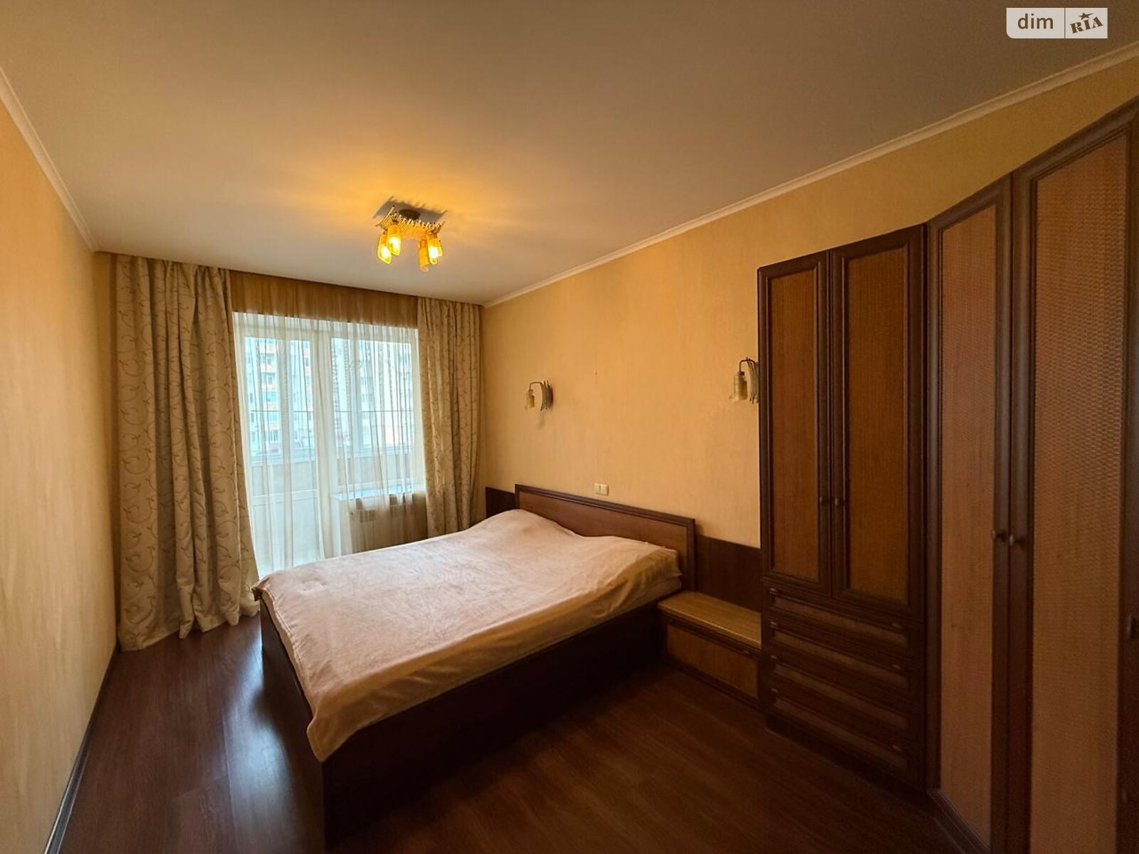 Продаж трикімнатної квартири в Луцьку, на вул. Зацепи 8, район 40 мікрорайон фото 1