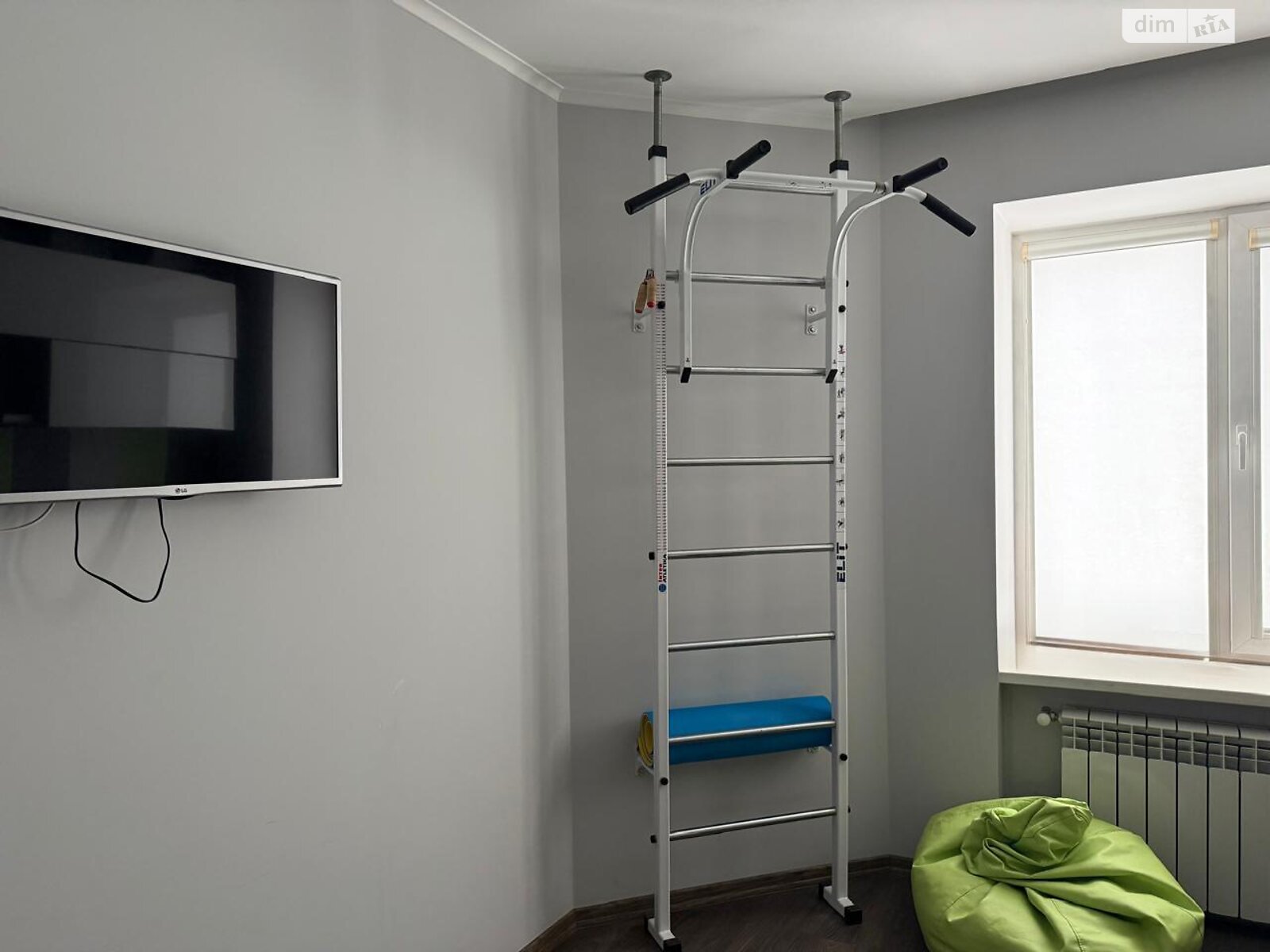 Продаж трикімнатної квартири в Луцьку, на вул. Зацепи 8, район 40 мікрорайон фото 1