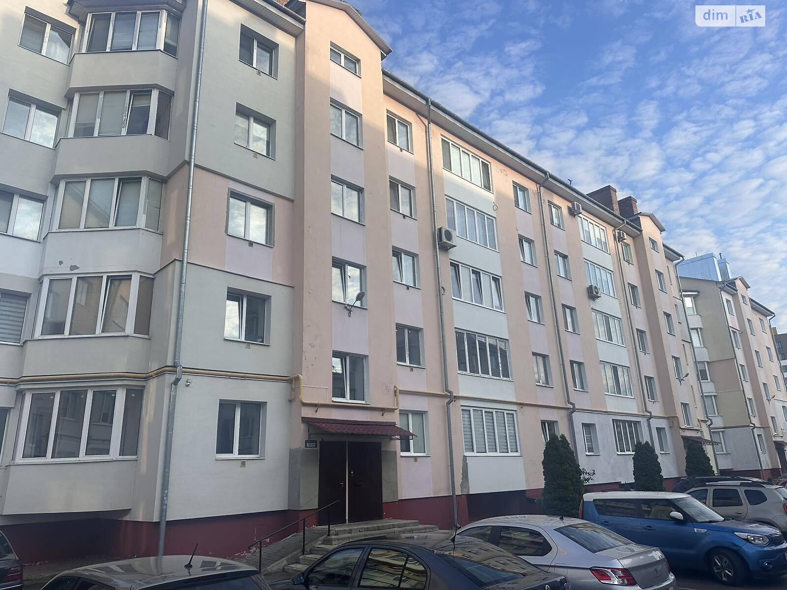 Продаж трикімнатної квартири в Луцьку, на вул. Чорновола В'ячеслава 26, район 55 мікрорайон фото 1 Продаж трикімнатної квартири в Луцьку, на вул. Чорновола В'ячеслава 26, район 55 мікрорайон фото 1