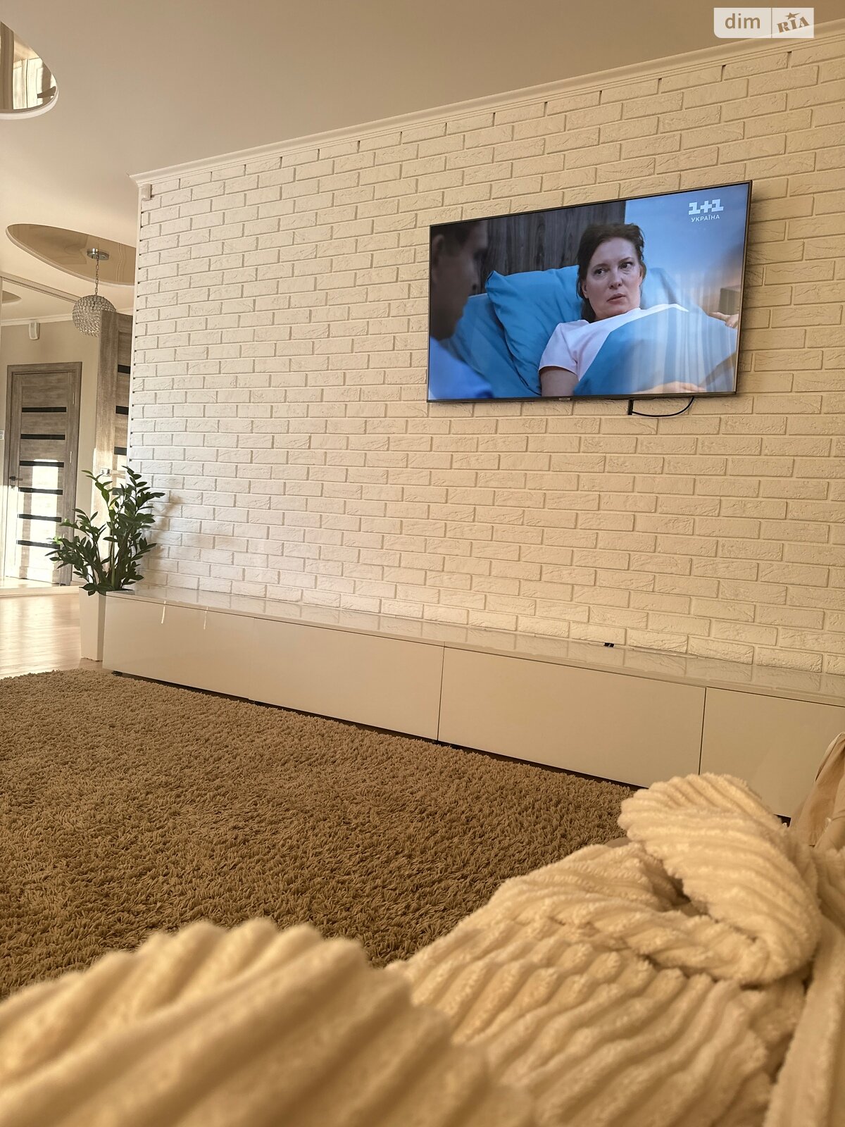 Продаж однокімнатної квартири в Луцьку, на вул. Дмитра Іващенка 2, район 55 мікрорайон фото 1 Продаж однокімнатної квартири в Луцьку, на вул. Дмитра Іващенка 2, район 55 мікрорайон фото 1