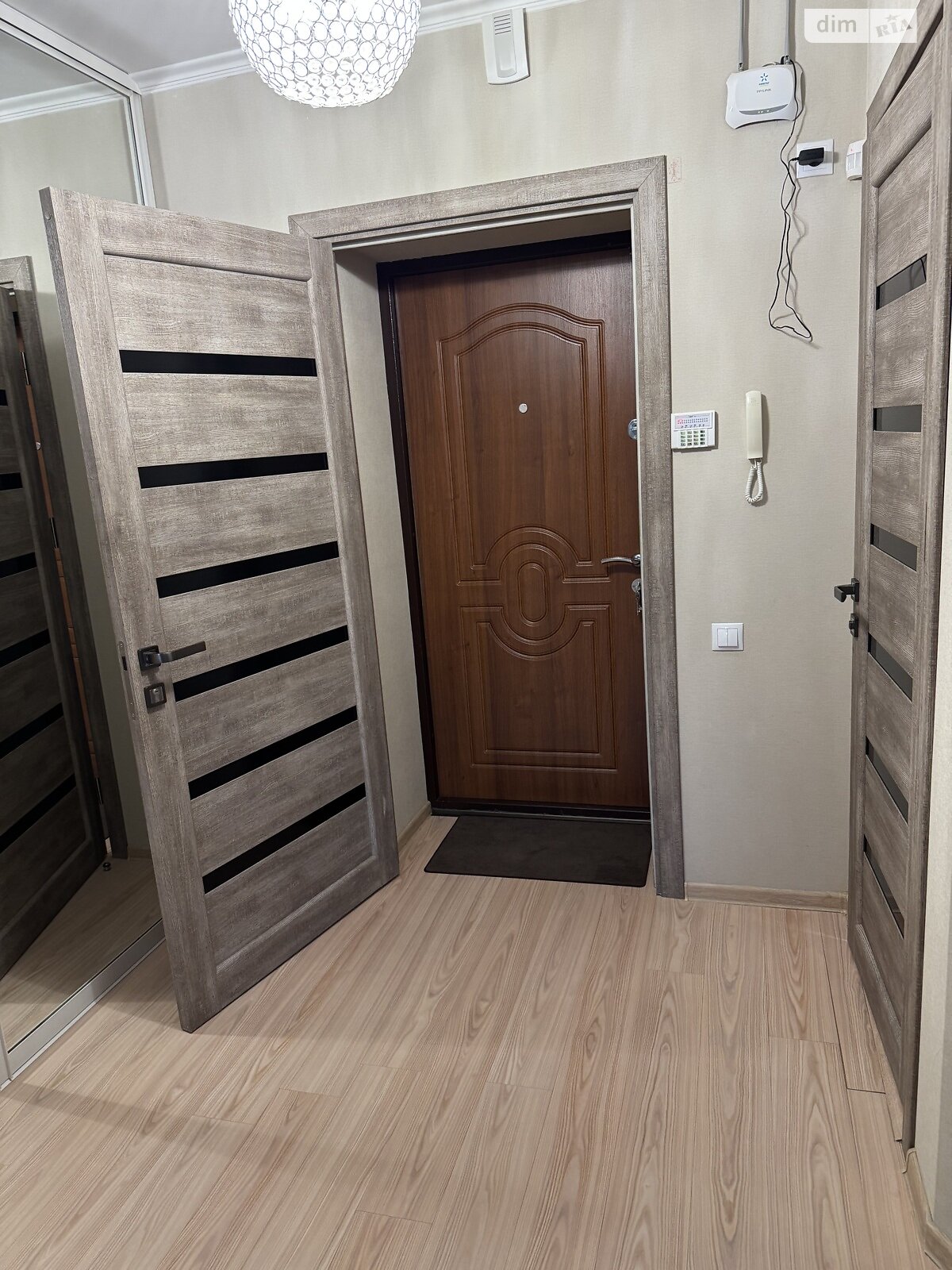 Продаж однокімнатної квартири в Луцьку, на вул. Дмитра Іващенка 2, район 55 мікрорайон фото 1 Продаж однокімнатної квартири в Луцьку, на вул. Дмитра Іващенка 2, район 55 мікрорайон фото 1