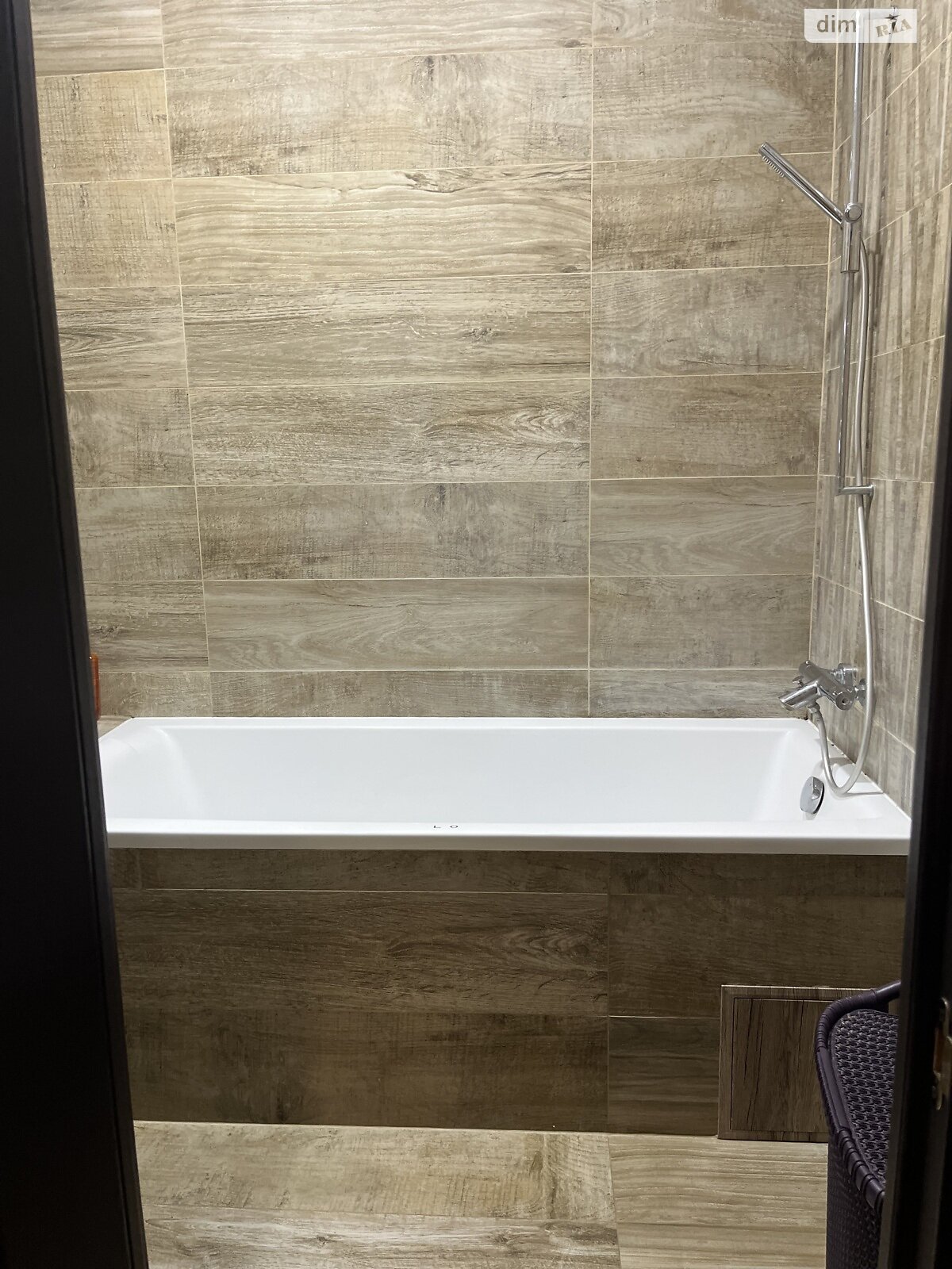 Продаж трикімнатної квартири в Луцьку, на вул. Дмитра Іващенка 1А, район 55 мікрорайон фото 1