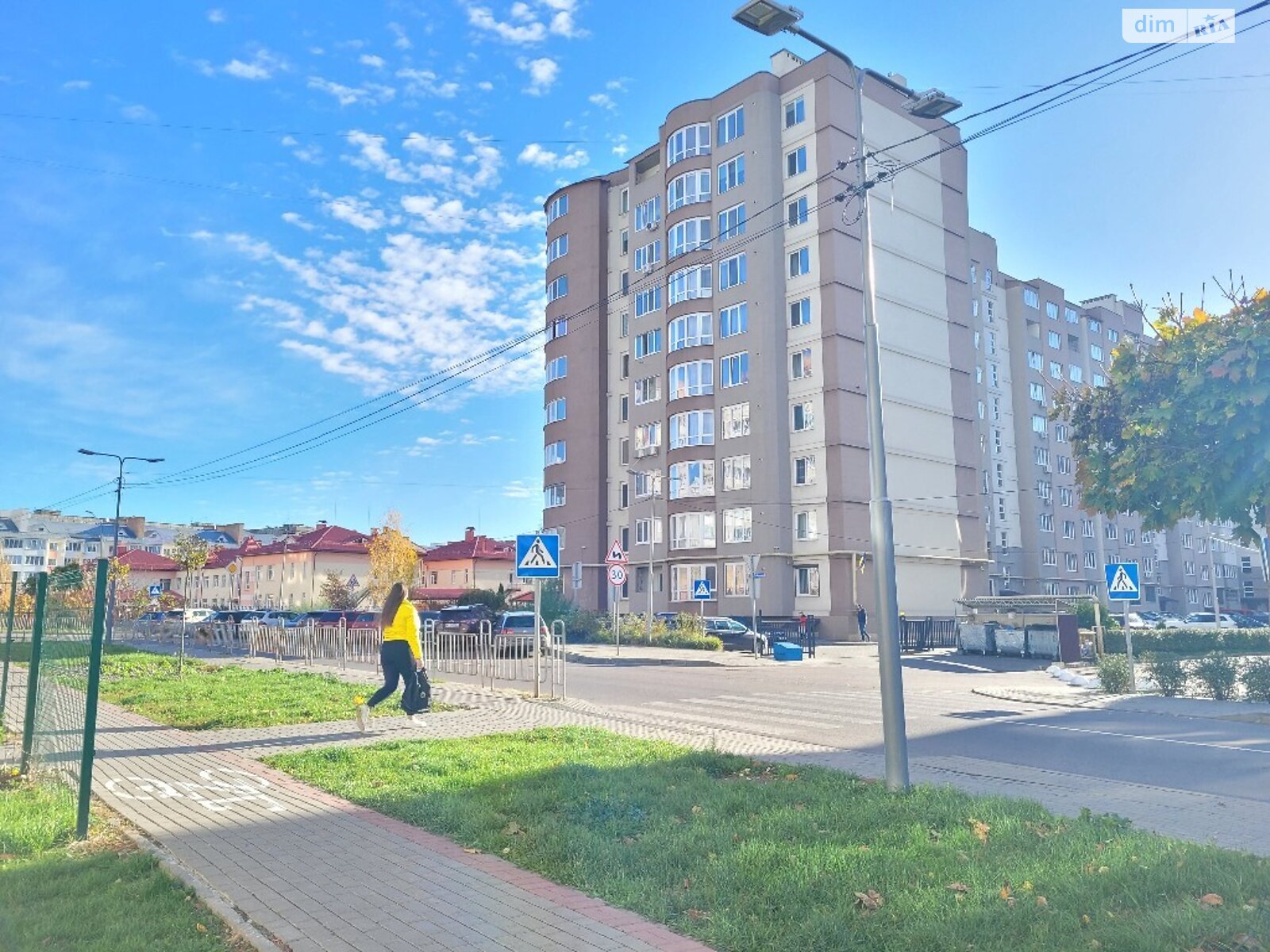 Продажа трехкомнатной квартиры в Луцке, на ул. Липинского 4, район 55 микрорайон фото 1