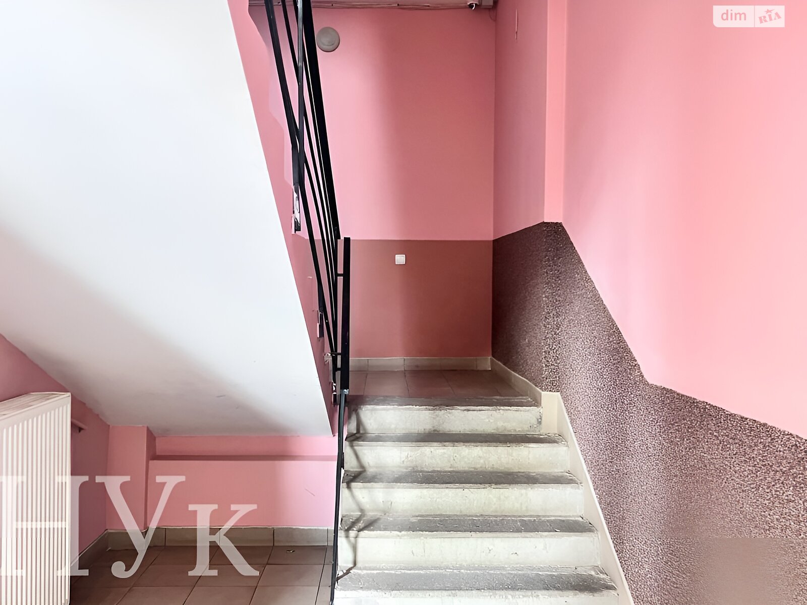 Продажа двухкомнатной квартиры в Луцке, на ул. Олеся Гончара 3, район 55 микрорайон фото 1 Продажа двухкомнатной квартиры в Луцке, на ул. Олеся Гончара 3, район 55 микрорайон фото 1