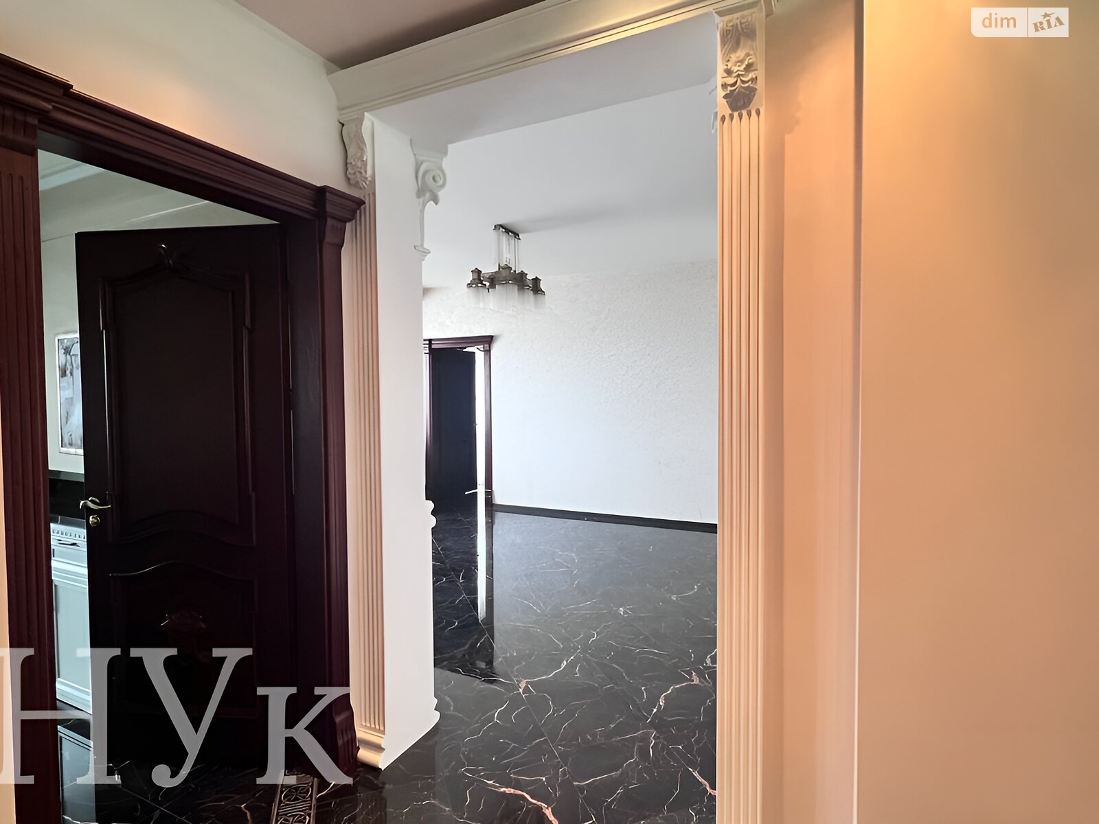 Продажа двухкомнатной квартиры в Луцке, на ул. Олеся Гончара 3, район 55 микрорайон фото 1 Продажа двухкомнатной квартиры в Луцке, на ул. Олеся Гончара 3, район 55 микрорайон фото 1